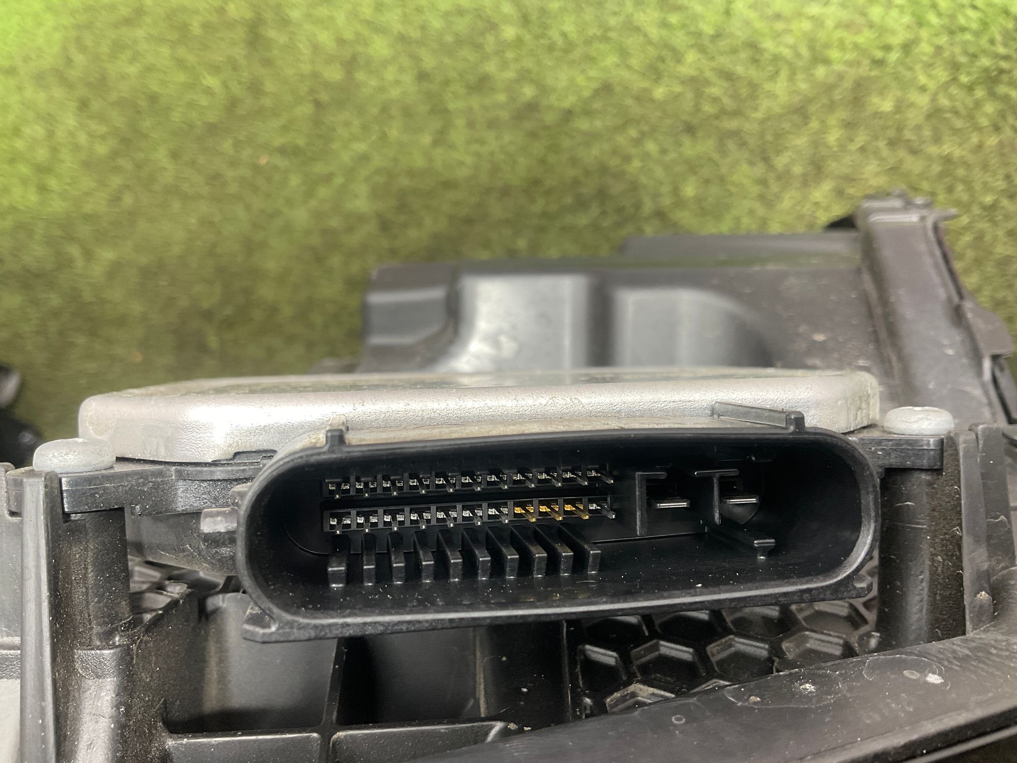 Фара левая Toyota Land Cruiser 300 2024, 165000 рублей, Москва