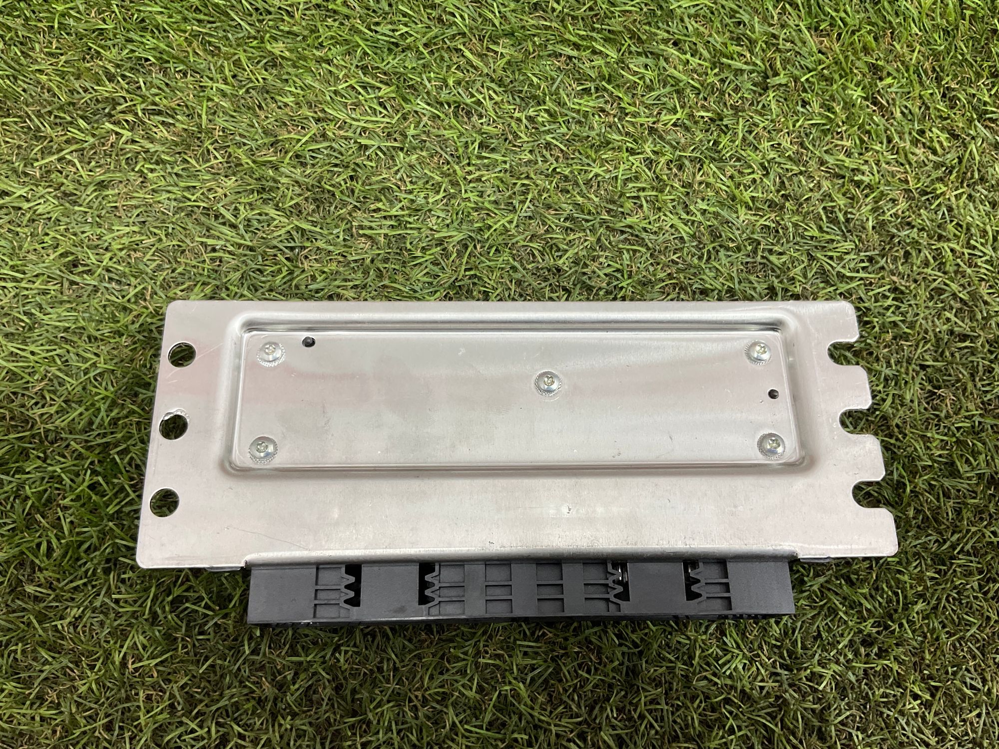 https://ycs.partsauto.market/partsauto-images/thmbs/userImages/h353NjtZg3VDP19b5HMt7LlpbQ93/part/b42430e6-0226-4139-adc3-ef295d400c3e_1779262891443.jpg