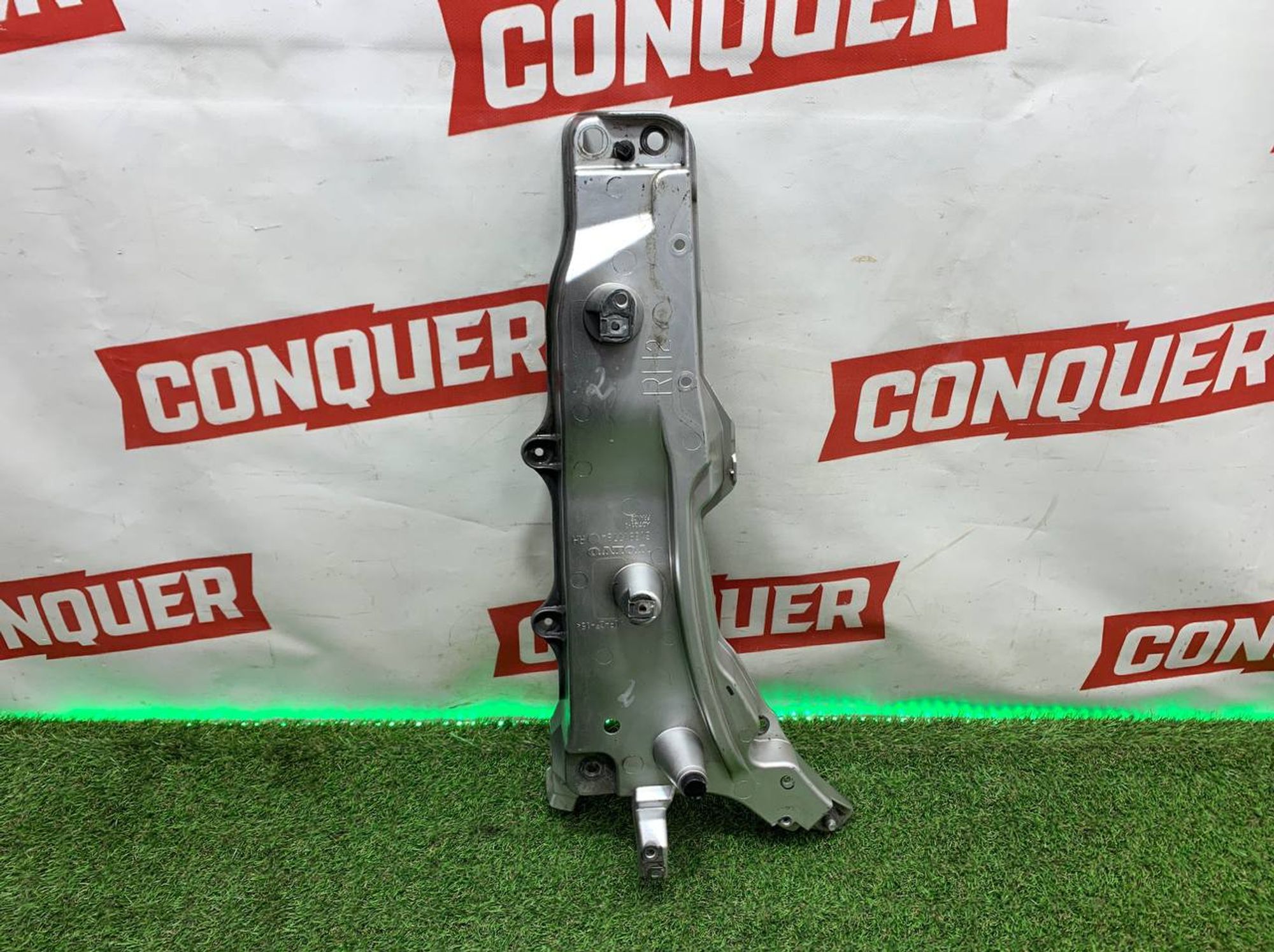 https://ycs.partsauto.market/partsauto-images/thmbs/userImages/h353NjtZg3VDP19b5HMt7LlpbQ93/part/b441e73d-d292-4b9d-8132-d41057b15baa_1716626342102.jpg