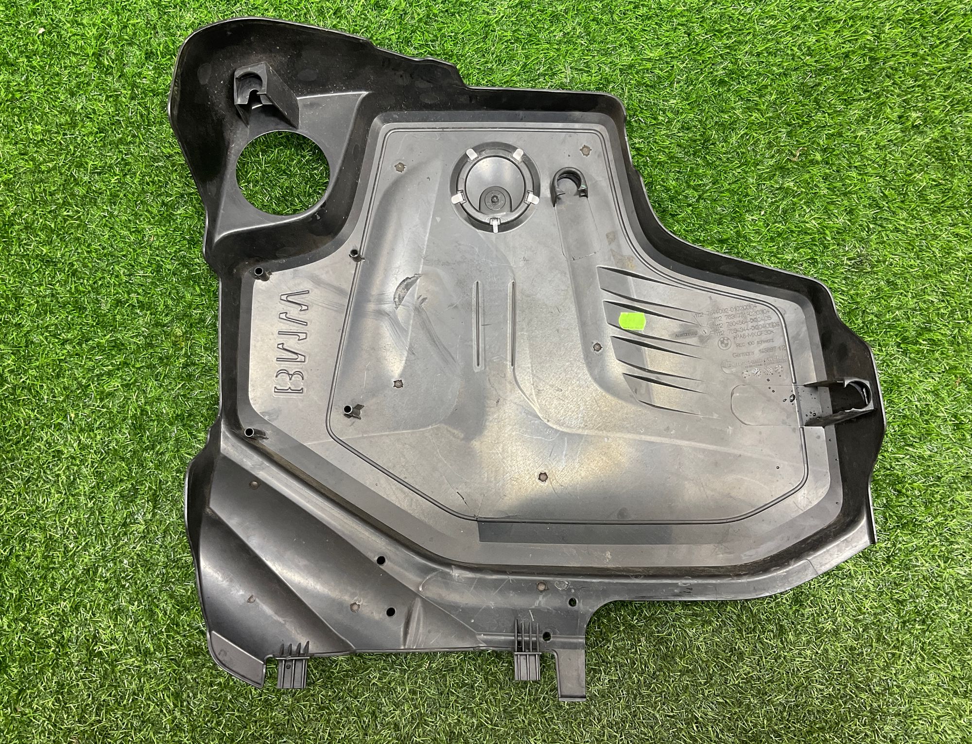 Декоративная крышка двигателя BMW 5 F10 2.0, 3000 рублей, Москва