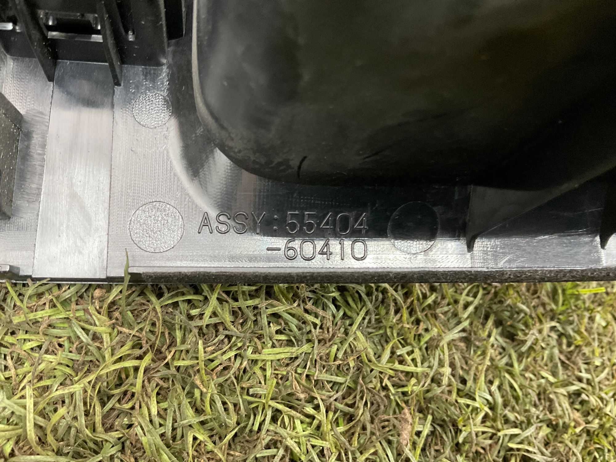 Козырек панели приборов Toyota Land Cruiser 200 рестайлинг 2 (2015—2023) 2017, 3000 рублей, Москва