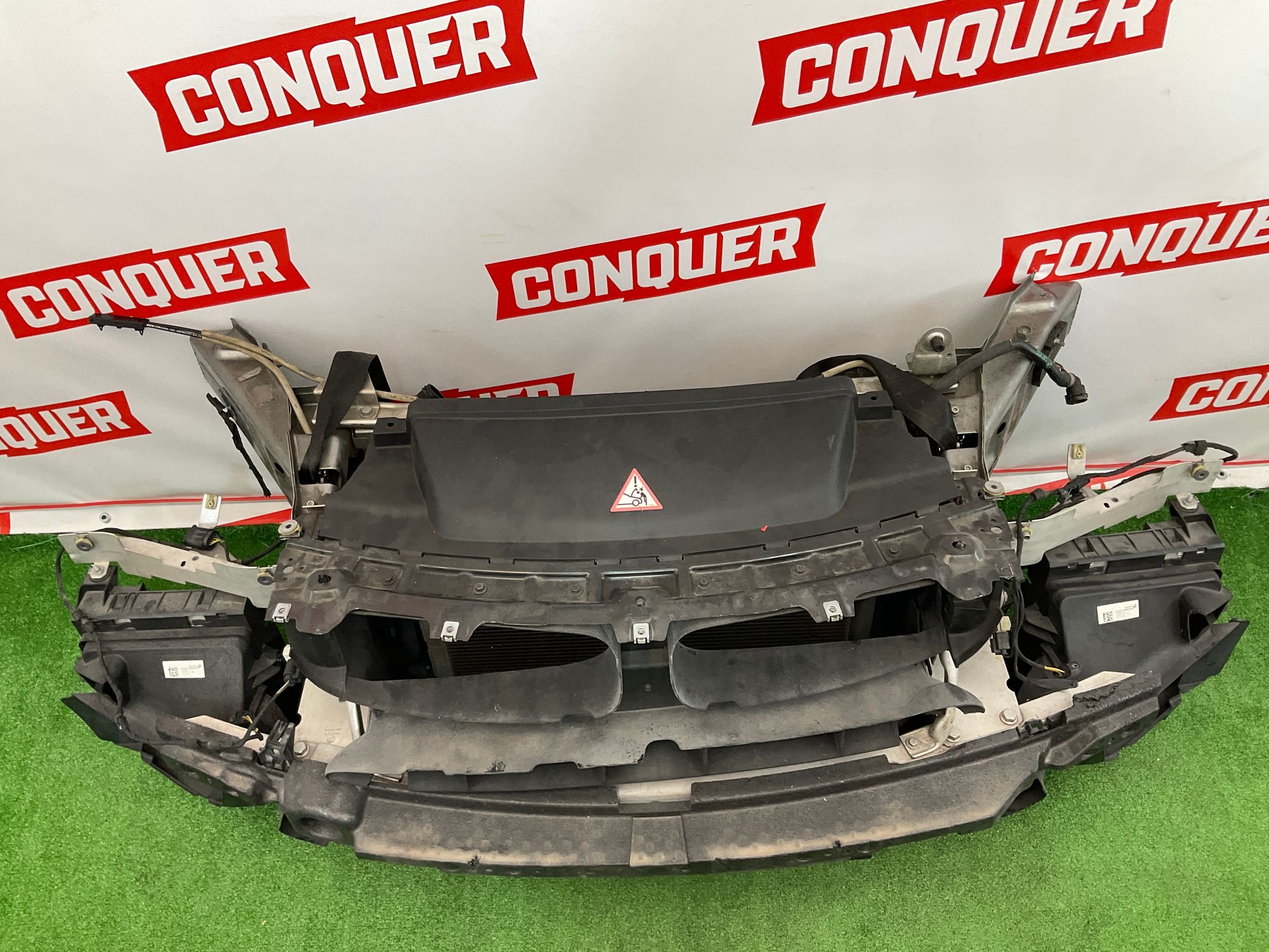 https://ycs.partsauto.market/partsauto-images/thmbs/userImages/h353NjtZg3VDP19b5HMt7LlpbQ93/part/b4762c06-1d96-4e70-9577-9f1b0881f941_1745507463486.jpg