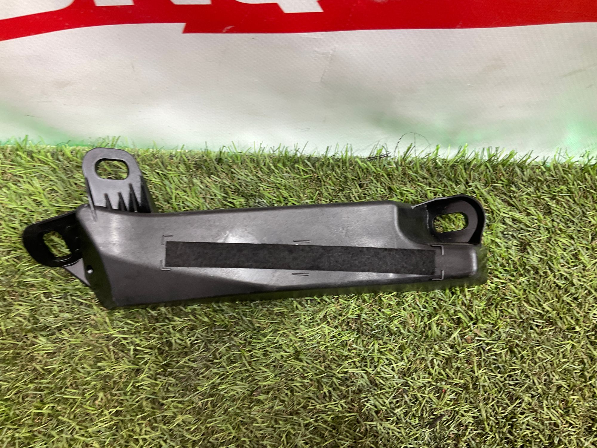 Накладка заднего сиденья левая BMW M3, G80 2023, 1000 рублей, Москва