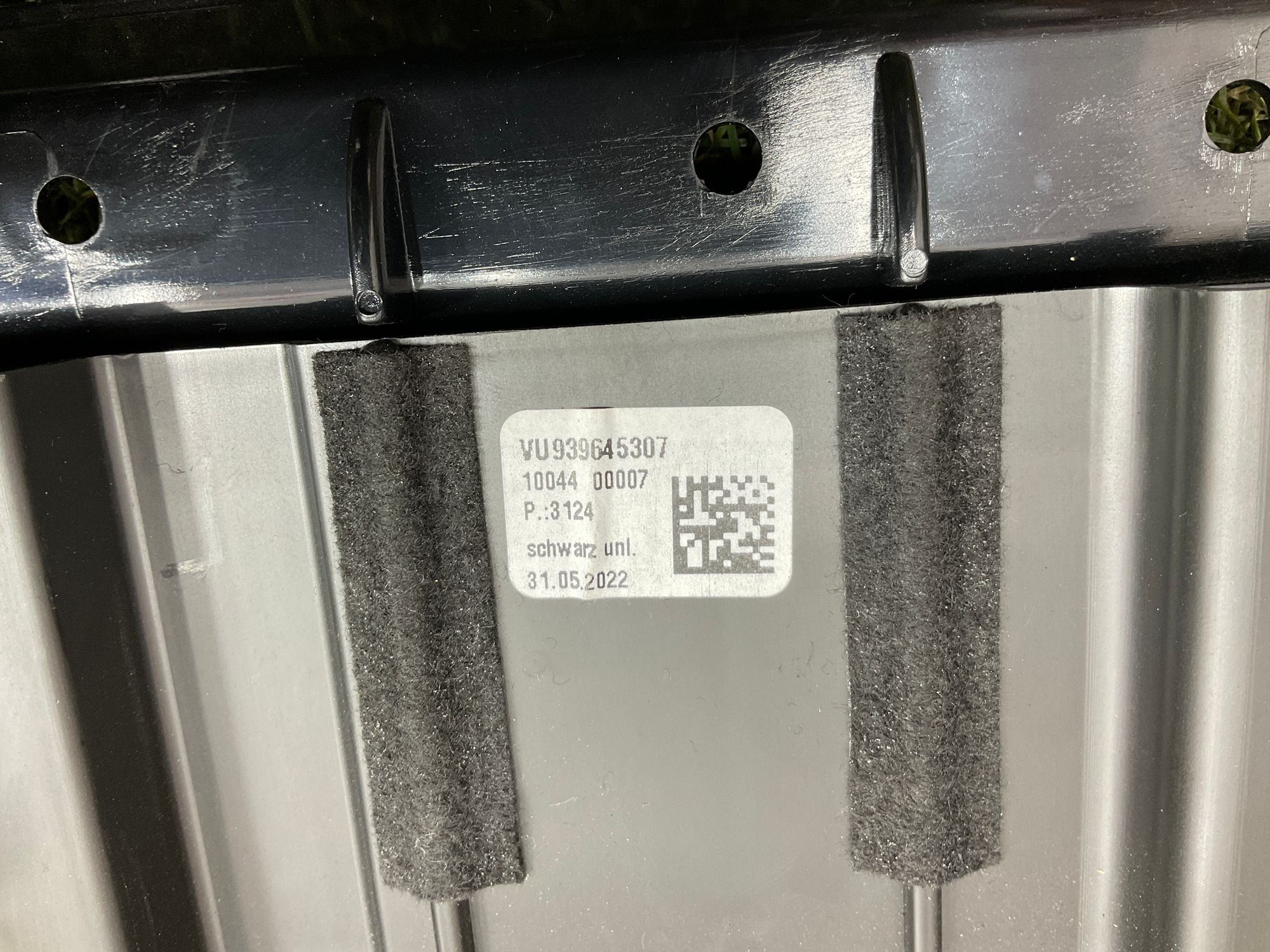 https://ycs.partsauto.market/partsauto-images/thmbs/userImages/h353NjtZg3VDP19b5HMt7LlpbQ93/part/b4ab3d42-fae4-426d-808a-2c2402b9aff9_1778933388070.jpg