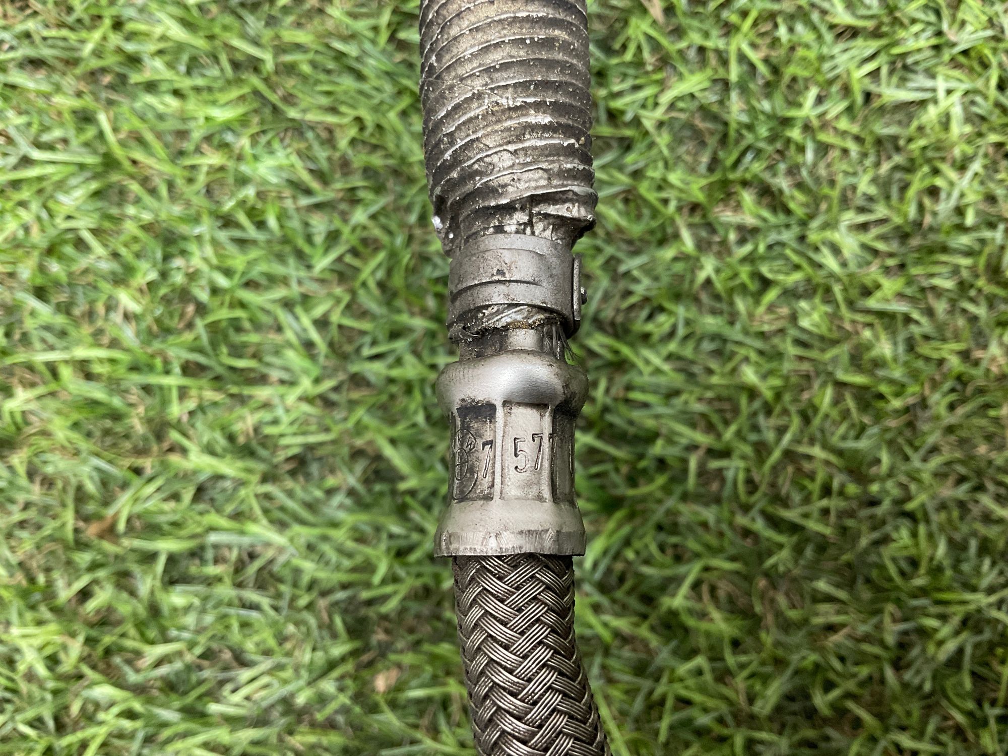 Трубка подачи масла в турбину BMW 5 серия, F10/F11/F07, 1000 рублей, Москва