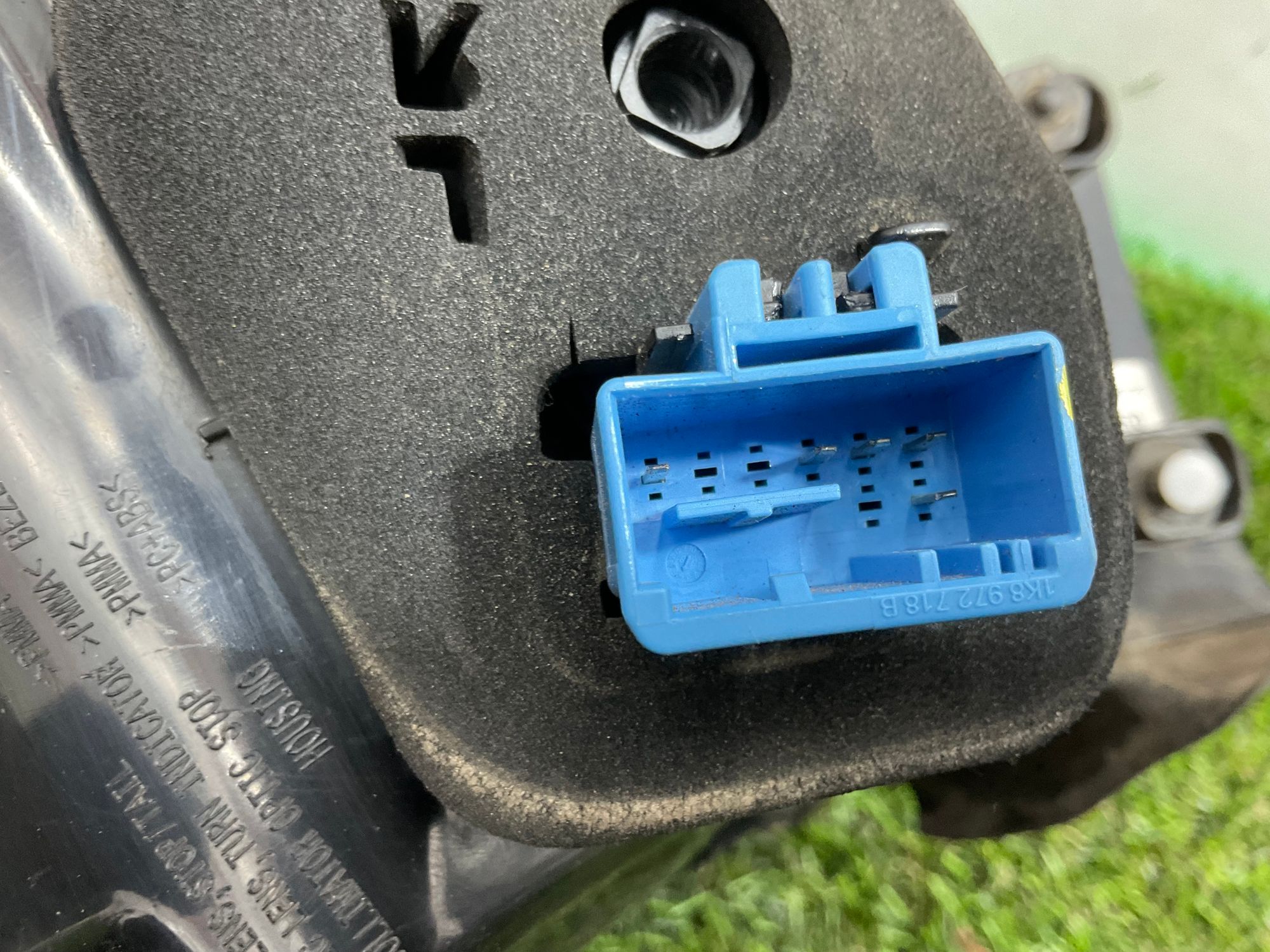 https://ycs.partsauto.market/partsauto-images/thmbs/userImages/h353NjtZg3VDP19b5HMt7LlpbQ93/part/b4b496dc-3b21-4360-88ea-fab5ff257143_1785575136595.jpg