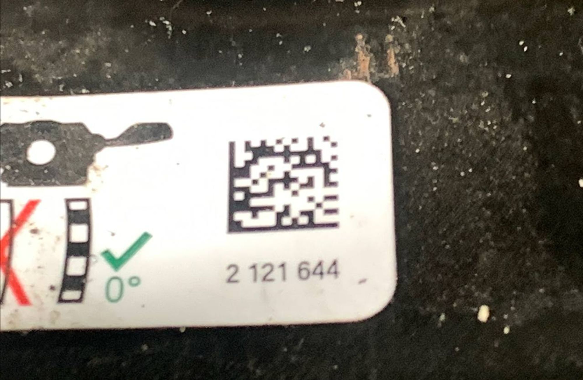 https://ycs.partsauto.market/partsauto-images/thmbs/userImages/h353NjtZg3VDP19b5HMt7LlpbQ93/part/b4f1a499-abb2-4cba-980e-937467c613d2_1733399045434.jpg