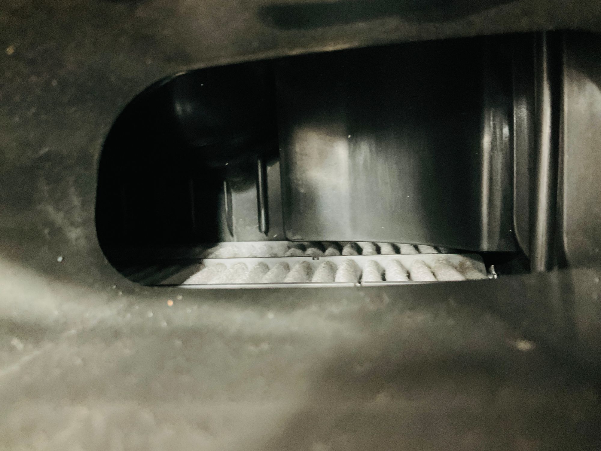 https://ycs.partsauto.market/partsauto-images/thmbs/userImages/h353NjtZg3VDP19b5HMt7LlpbQ93/part/b54e3f81-b201-4dc3-b2ad-0167513eb1cc_1779700878085.jpg