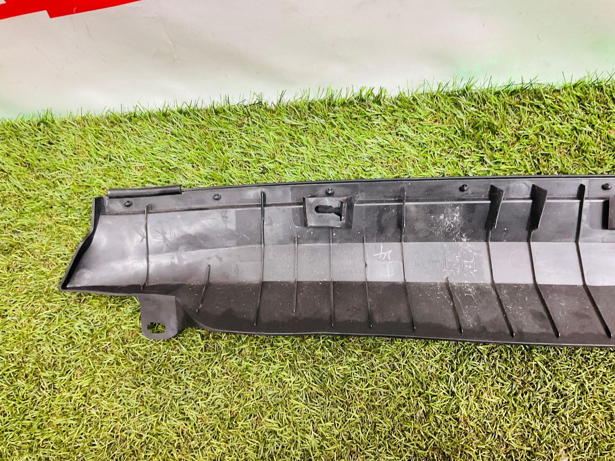 https://ycs.partsauto.market/partsauto-images/thmbs/userImages/h353NjtZg3VDP19b5HMt7LlpbQ93/part/b5c33971-dc8a-4da2-9c2a-7c16fe8c0101_1779803655872.jpg