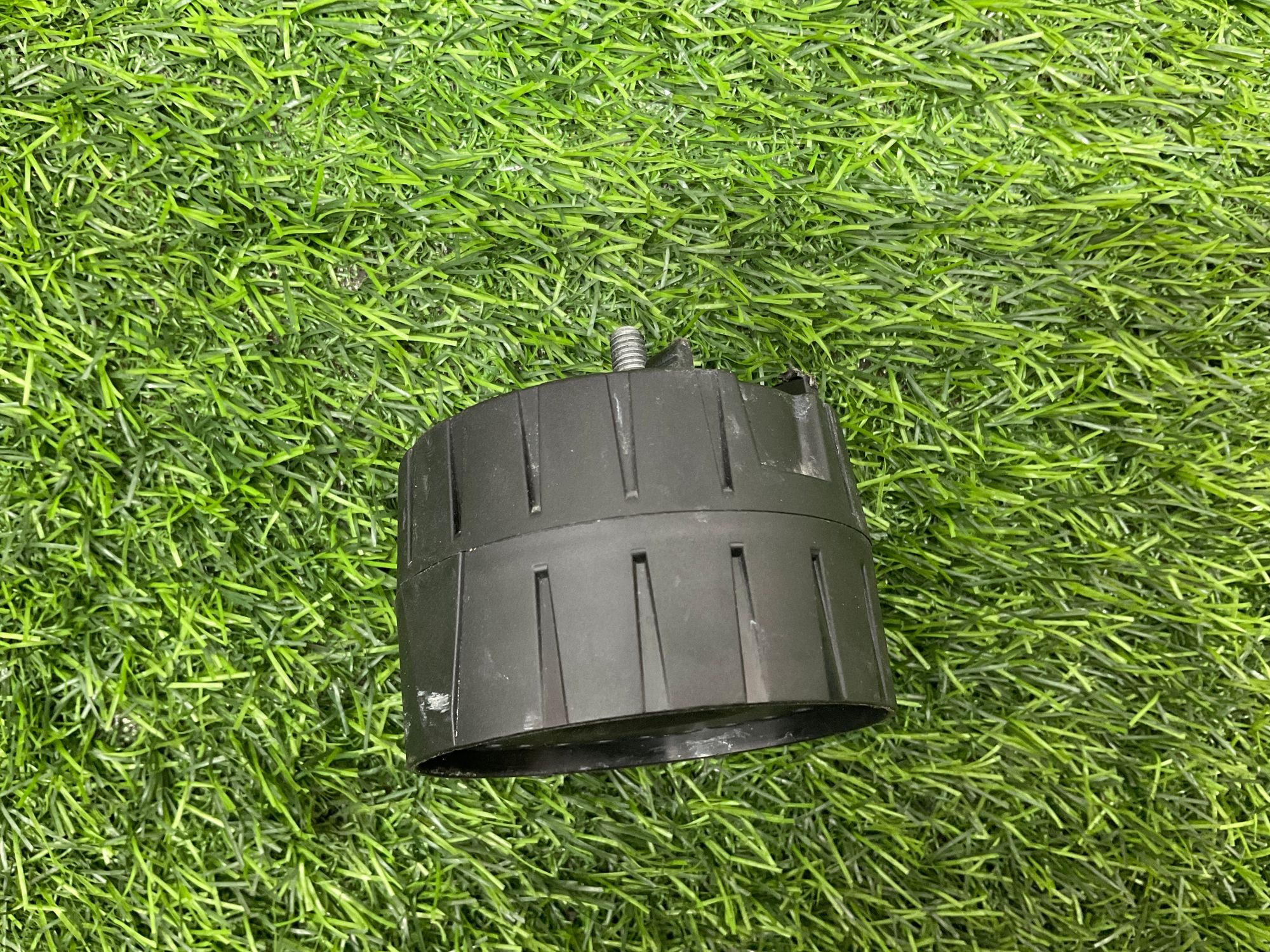 https://ycs.partsauto.market/partsauto-images/thmbs/userImages/h353NjtZg3VDP19b5HMt7LlpbQ93/part/b62cc102-a375-46f3-9c65-e8b956f6d5f8_1734614366593.jpg