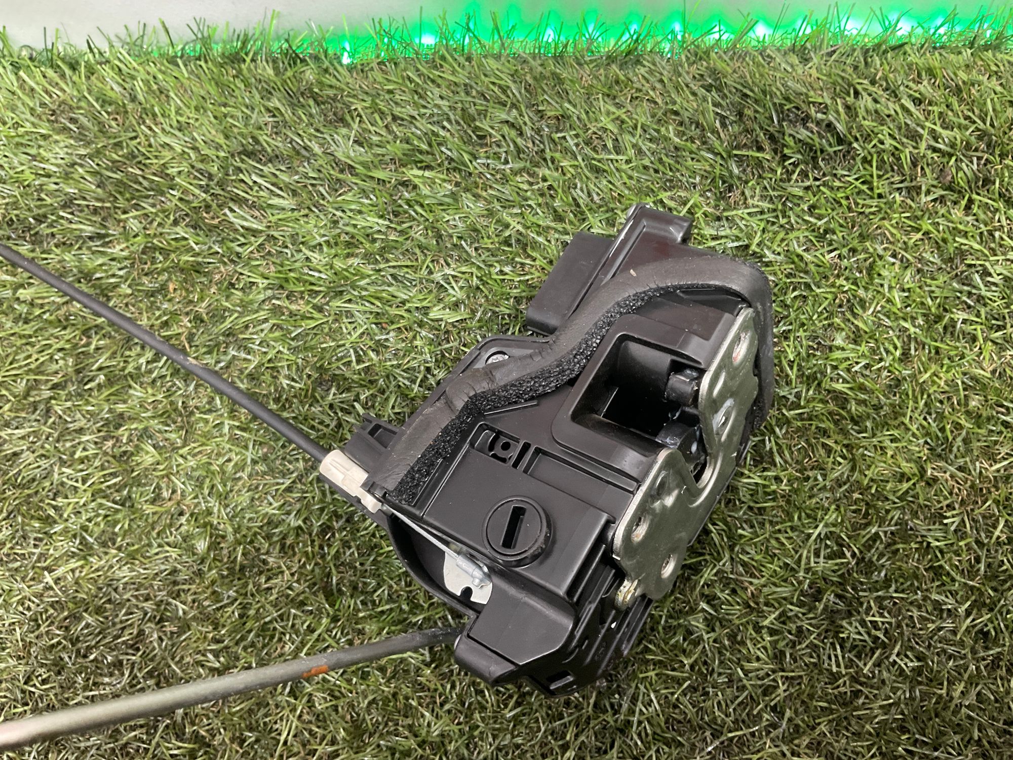 Замок двери правой задней Chery Arrizo 8 2024, 1000 рублей, Москва