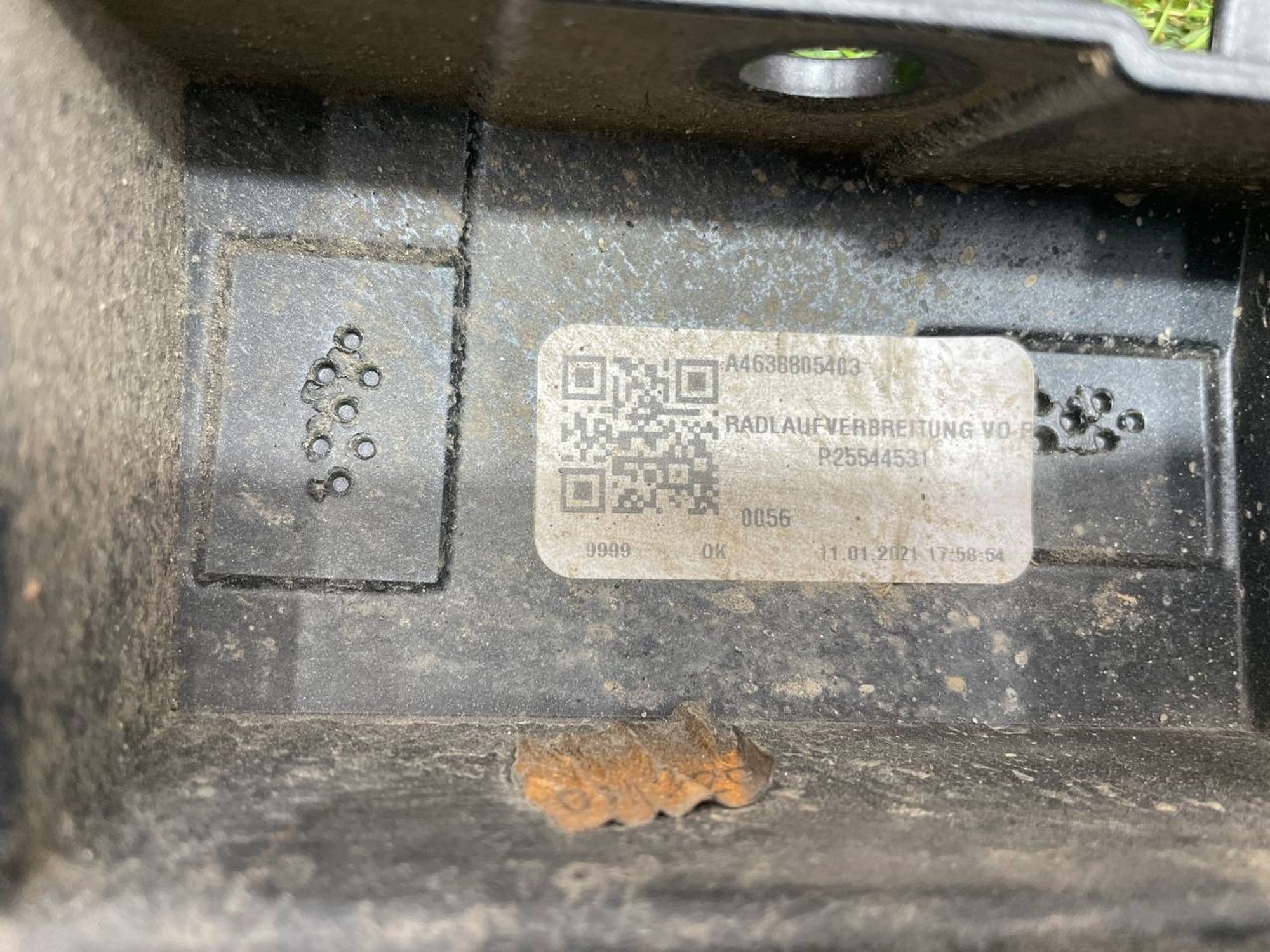 https://ycs.partsauto.market/partsauto-images/thmbs/userImages/h353NjtZg3VDP19b5HMt7LlpbQ93/part/b72ff6bd-c89b-4267-b427-3c16c19d8ba7_1709718130385.jpg