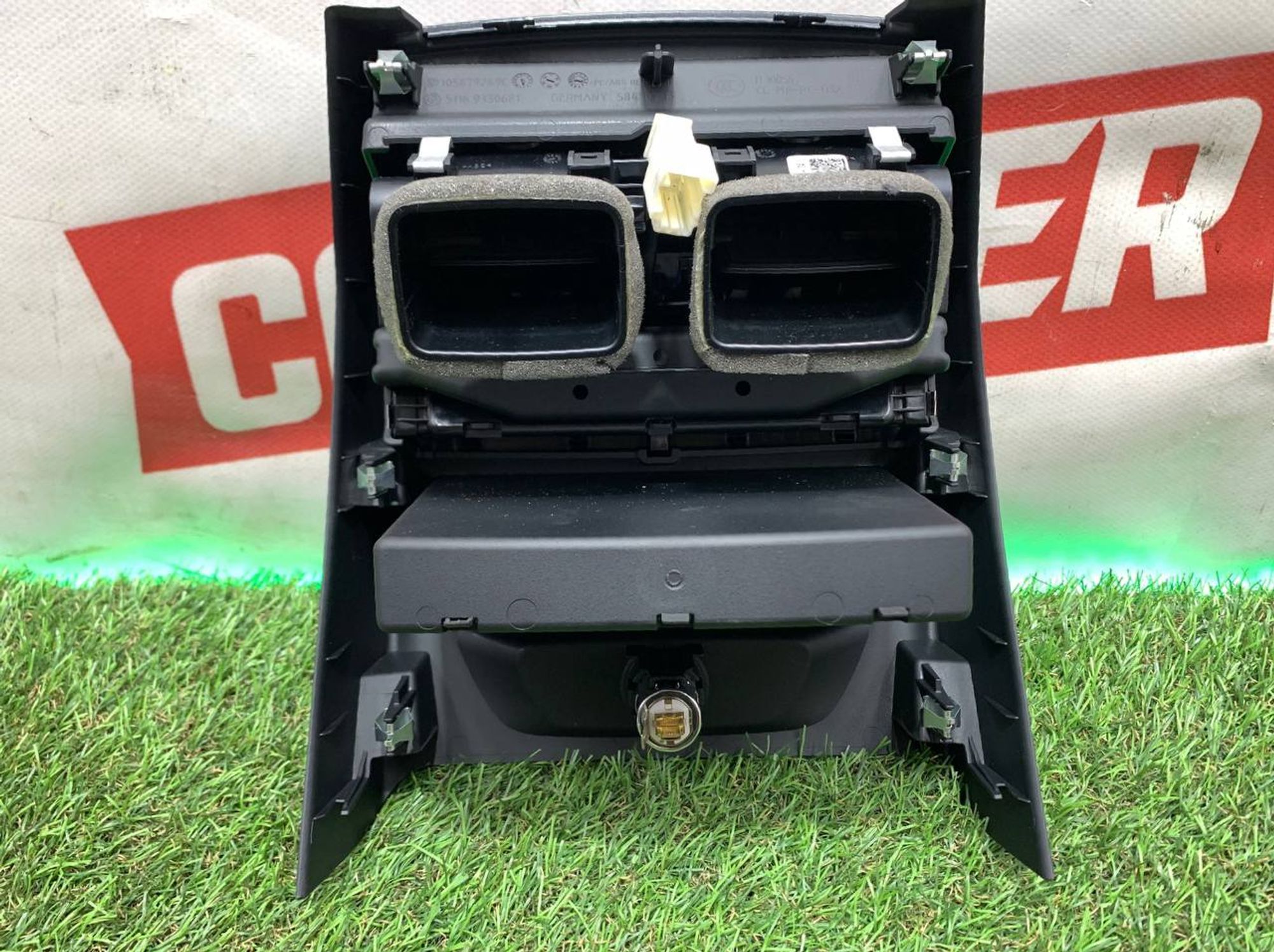 https://ycs.partsauto.market/partsauto-images/thmbs/userImages/h353NjtZg3VDP19b5HMt7LlpbQ93/part/b78cdfc9-8cb0-4106-9179-347bed2969bf_1718105713728.jpg