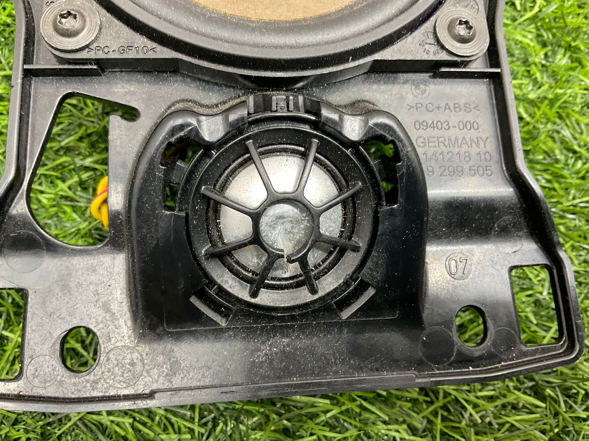 https://ycs.partsauto.market/partsauto-images/thmbs/userImages/h353NjtZg3VDP19b5HMt7LlpbQ93/part/b79041fa-ed0c-484d-afe1-5a91e979b28c_1736595899238.jpg