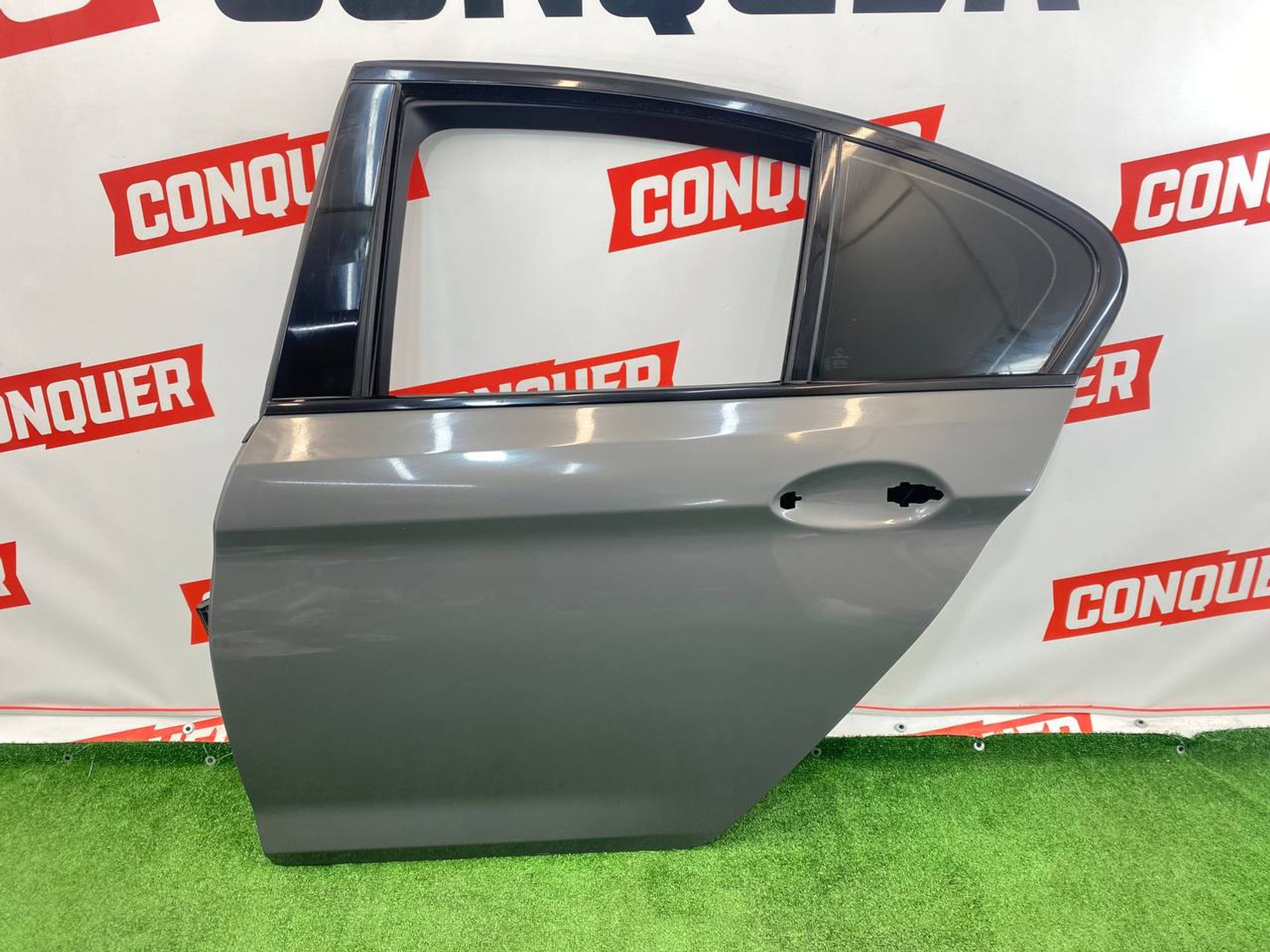 https://ycs.partsauto.market/partsauto-images/thmbs/userImages/h353NjtZg3VDP19b5HMt7LlpbQ93/part/b7b372fc-7f30-4621-9949-71057bb6e0db_1747063829801.jpg