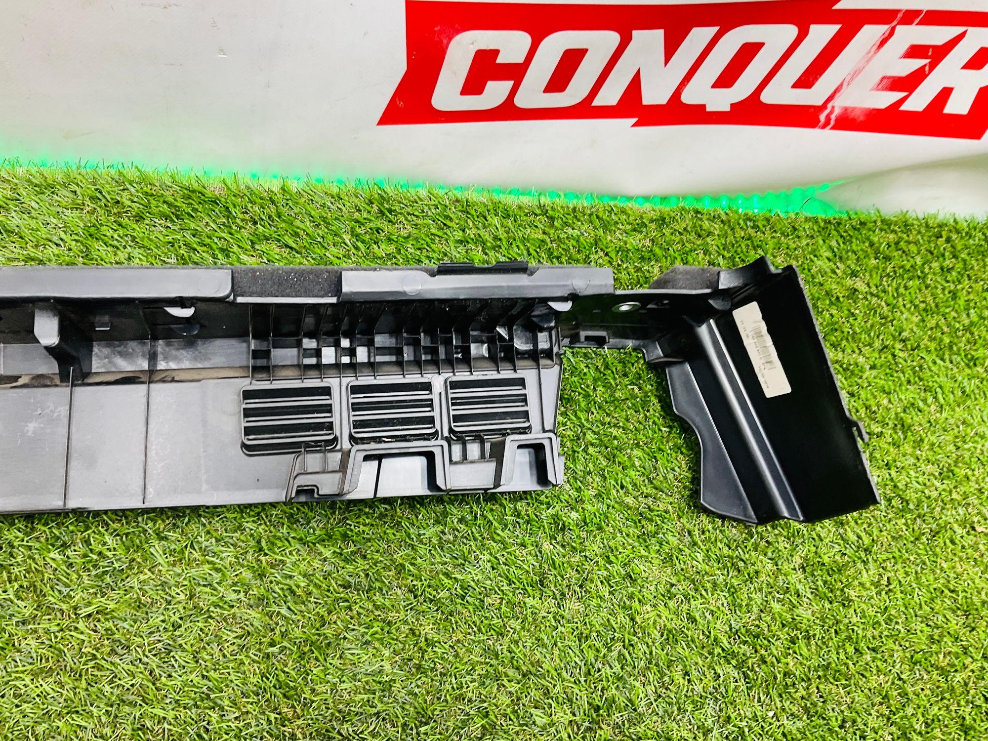 https://ycs.partsauto.market/partsauto-images/thmbs/userImages/h353NjtZg3VDP19b5HMt7LlpbQ93/part/b804d757-7177-4fb4-8b8d-45ce87b73d57_1785921507374.jpg