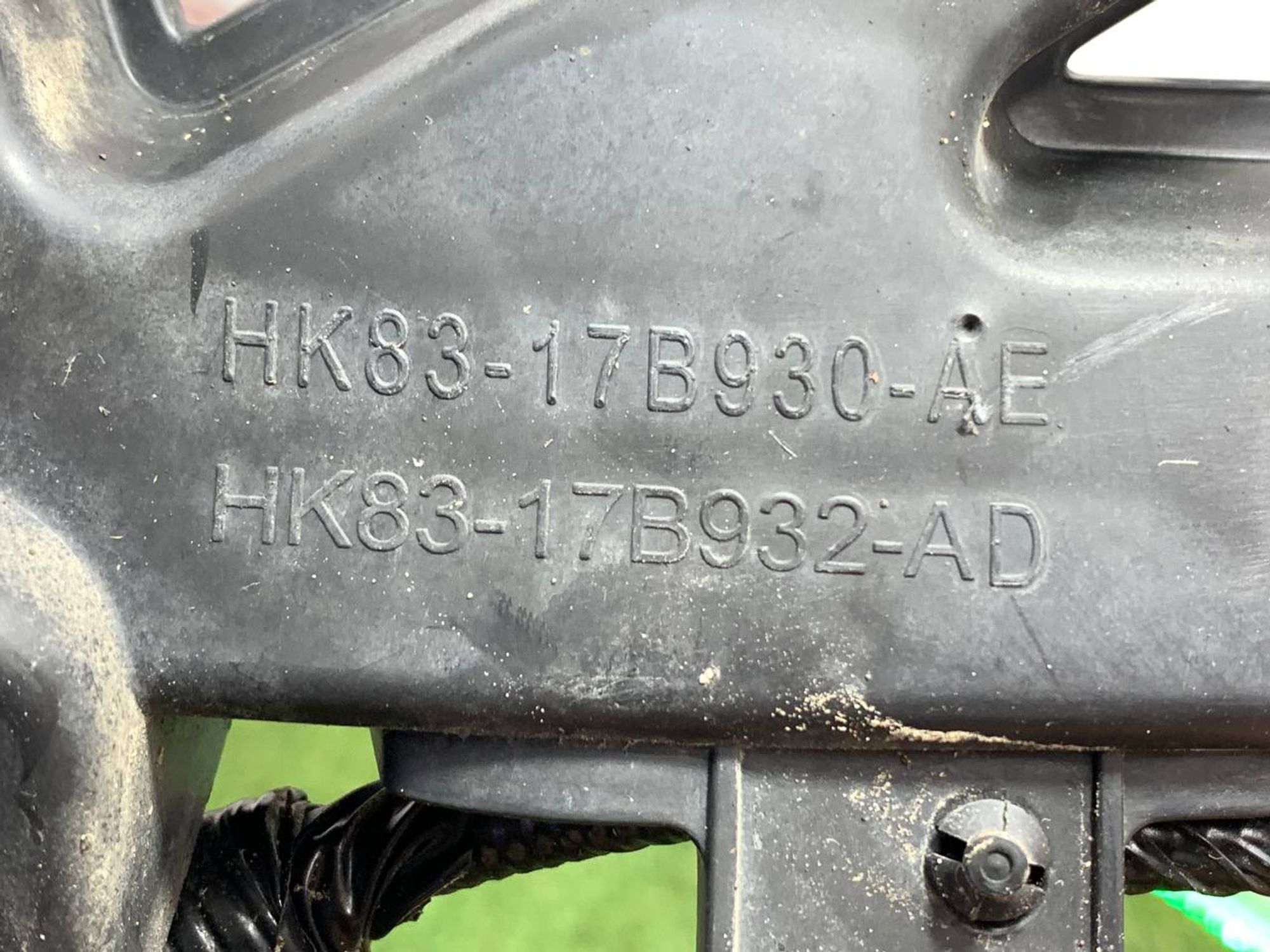 https://ycs.partsauto.market/partsauto-images/thmbs/userImages/h353NjtZg3VDP19b5HMt7LlpbQ93/part/b8303dbd-2a81-4028-9497-76f52dcacedb_1717490745214.jpg