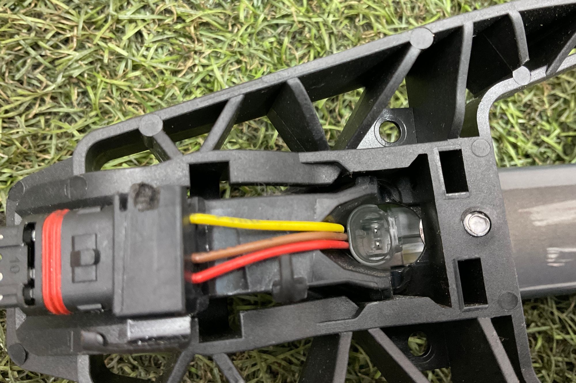 Ручка двери внешняя задняя правая в сборе BMW M5, F90 рестайлинг 2022, 5000 рублей, Москва