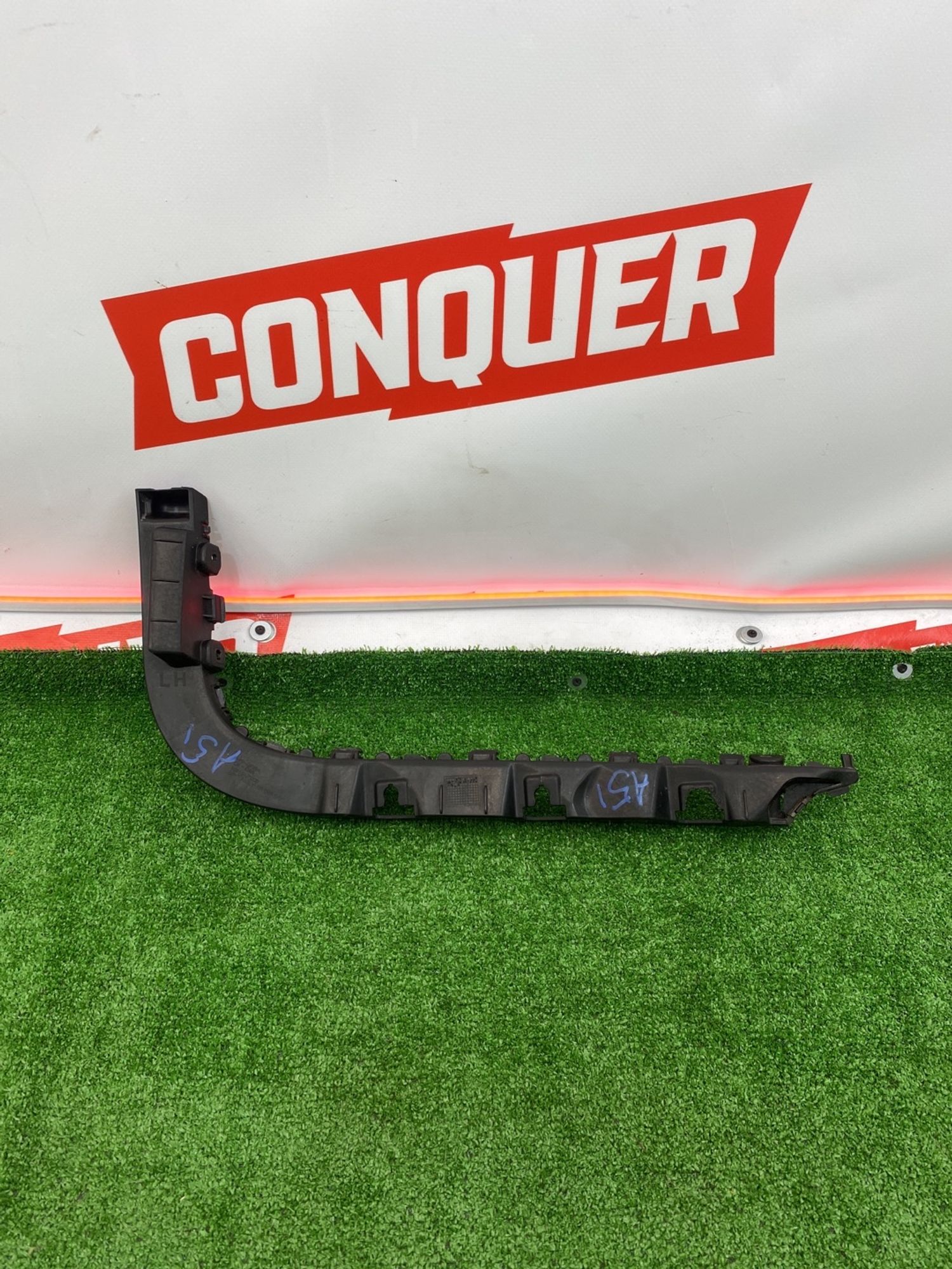 https://ycs.partsauto.market/partsauto-images/thmbs/userImages/h353NjtZg3VDP19b5HMt7LlpbQ93/part/b9033cf6-dd65-4e01-87df-570f67925e94_1742212018085.jpg