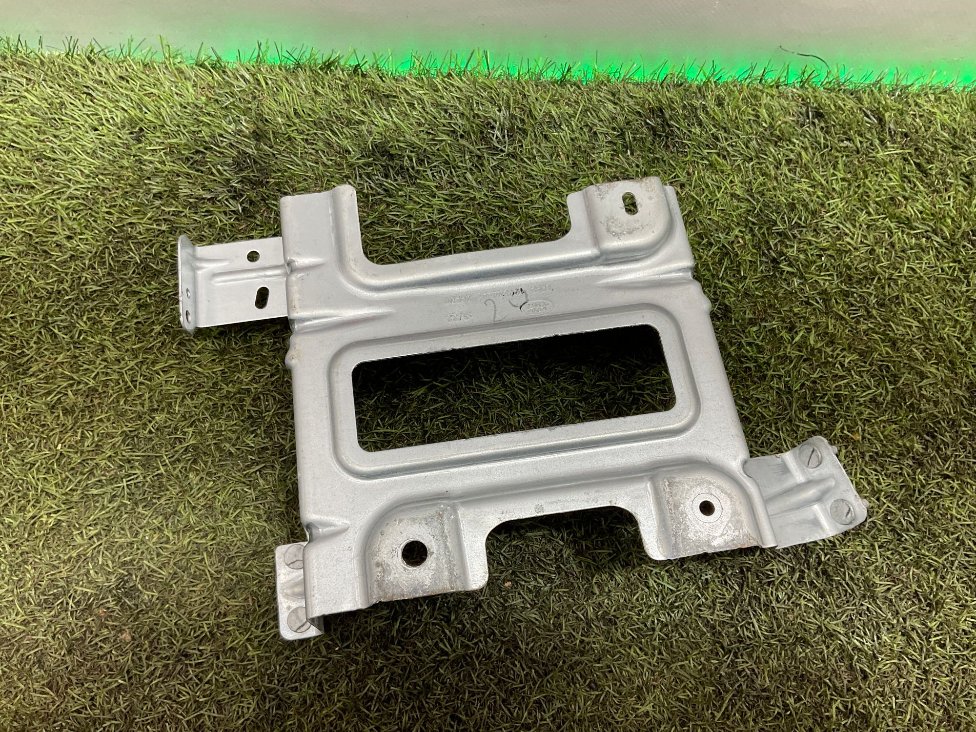 Крепление магнитолы Land Rover Defender II L663 2022, 2000 рублей, Москва