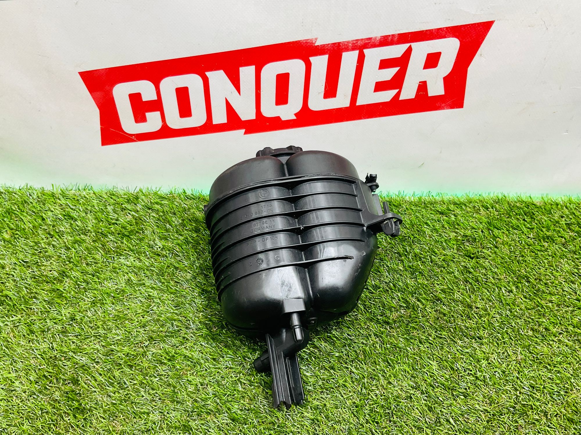 https://ycs.partsauto.market/partsauto-images/thmbs/userImages/h353NjtZg3VDP19b5HMt7LlpbQ93/part/b930aec9-b76f-4480-a0ec-72a1f0a80393_1785331749476.jpg