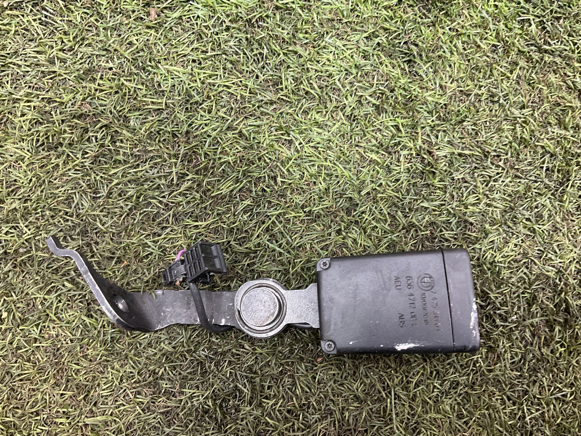 Замок ремня безопасности задний правый BMW 5 F90, 1000 рублей, Москва