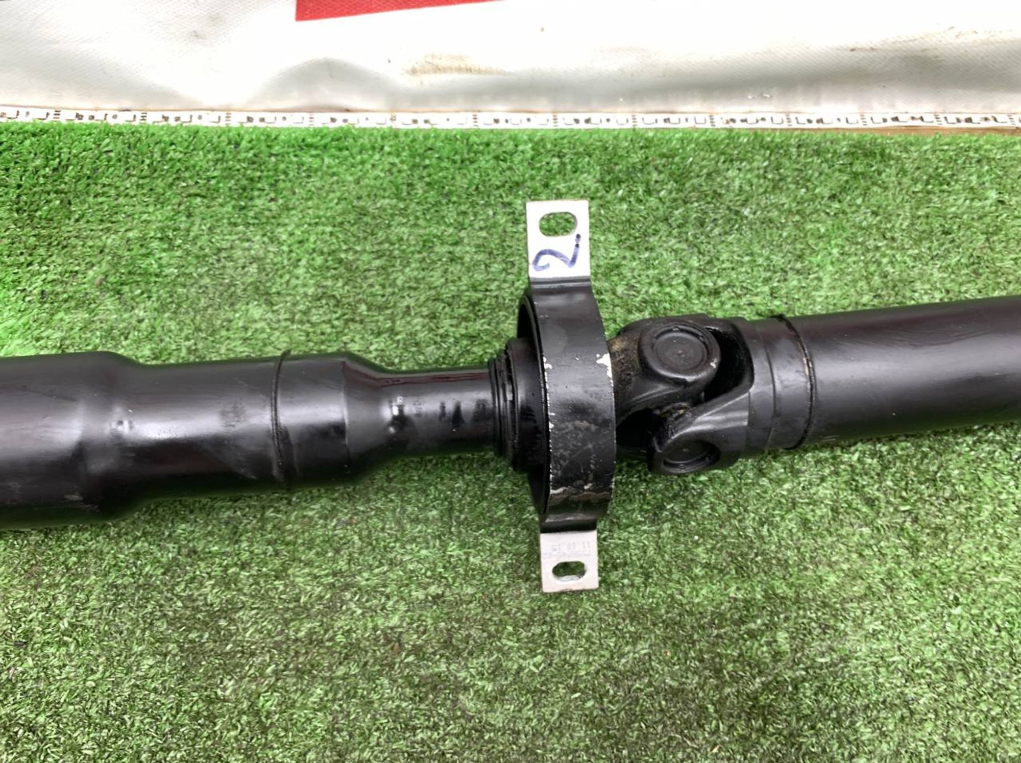 https://ycs.partsauto.market/partsauto-images/thmbs/userImages/h353NjtZg3VDP19b5HMt7LlpbQ93/part/ba24d174-452a-483b-93b2-65a9c70a0035_1726839236651.jpg