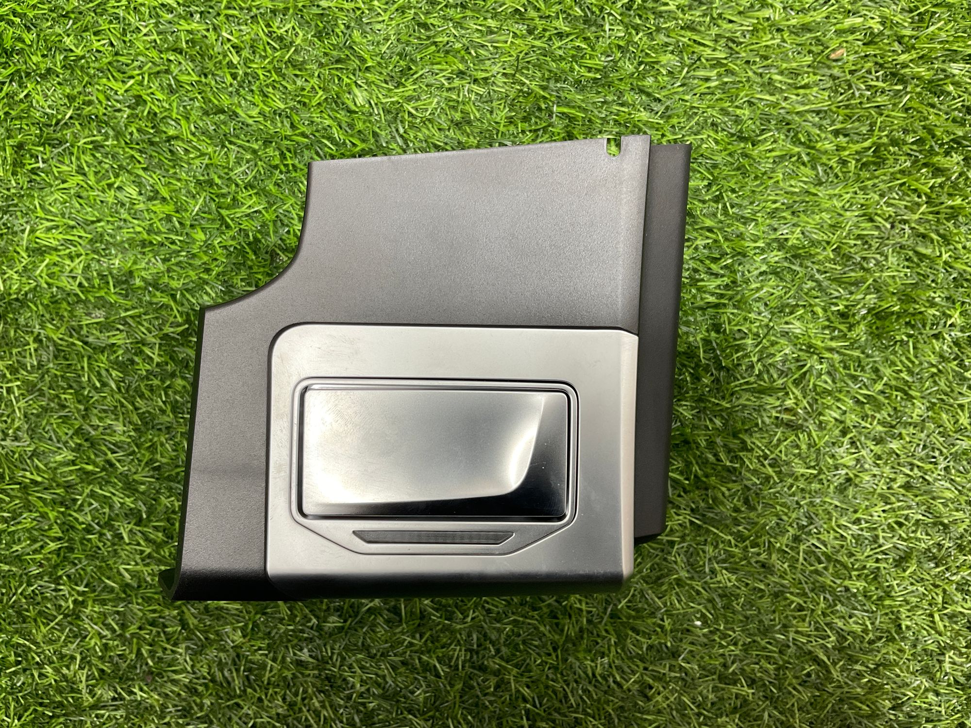 https://ycs.partsauto.market/partsauto-images/thmbs/userImages/h353NjtZg3VDP19b5HMt7LlpbQ93/part/ba774140-b5ba-435f-b7e0-44a7f8e6434c_1734338489522.jpg