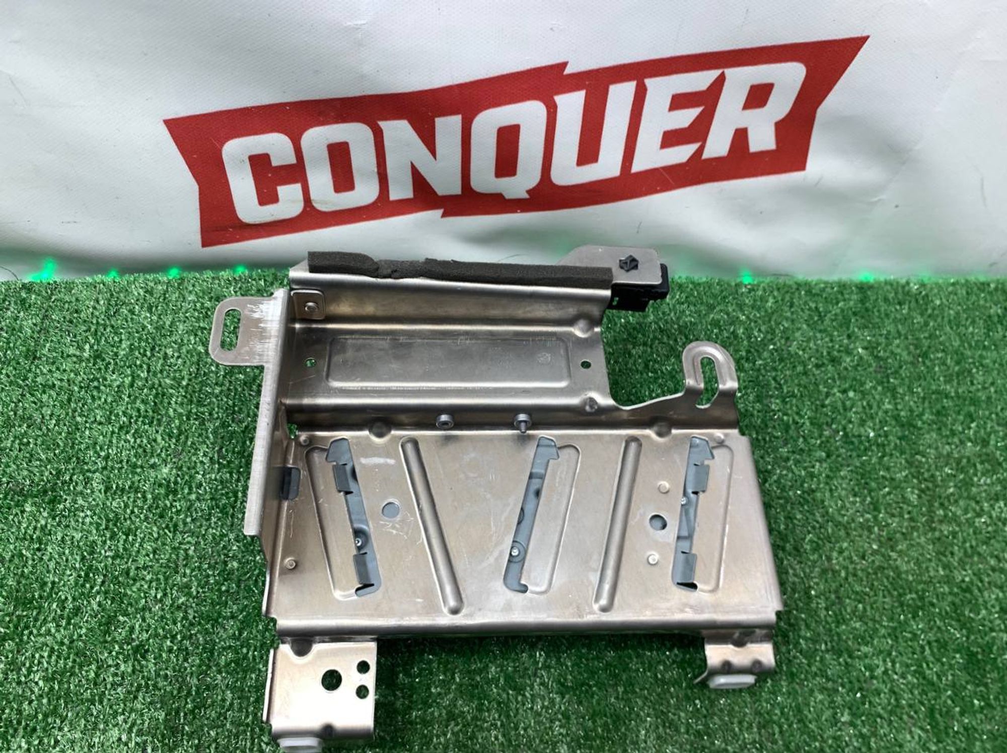 https://ycs.partsauto.market/partsauto-images/thmbs/userImages/h353NjtZg3VDP19b5HMt7LlpbQ93/part/baf815f1-9216-4a4f-9e5d-00ece69e7f6a_1728720091196.jpg