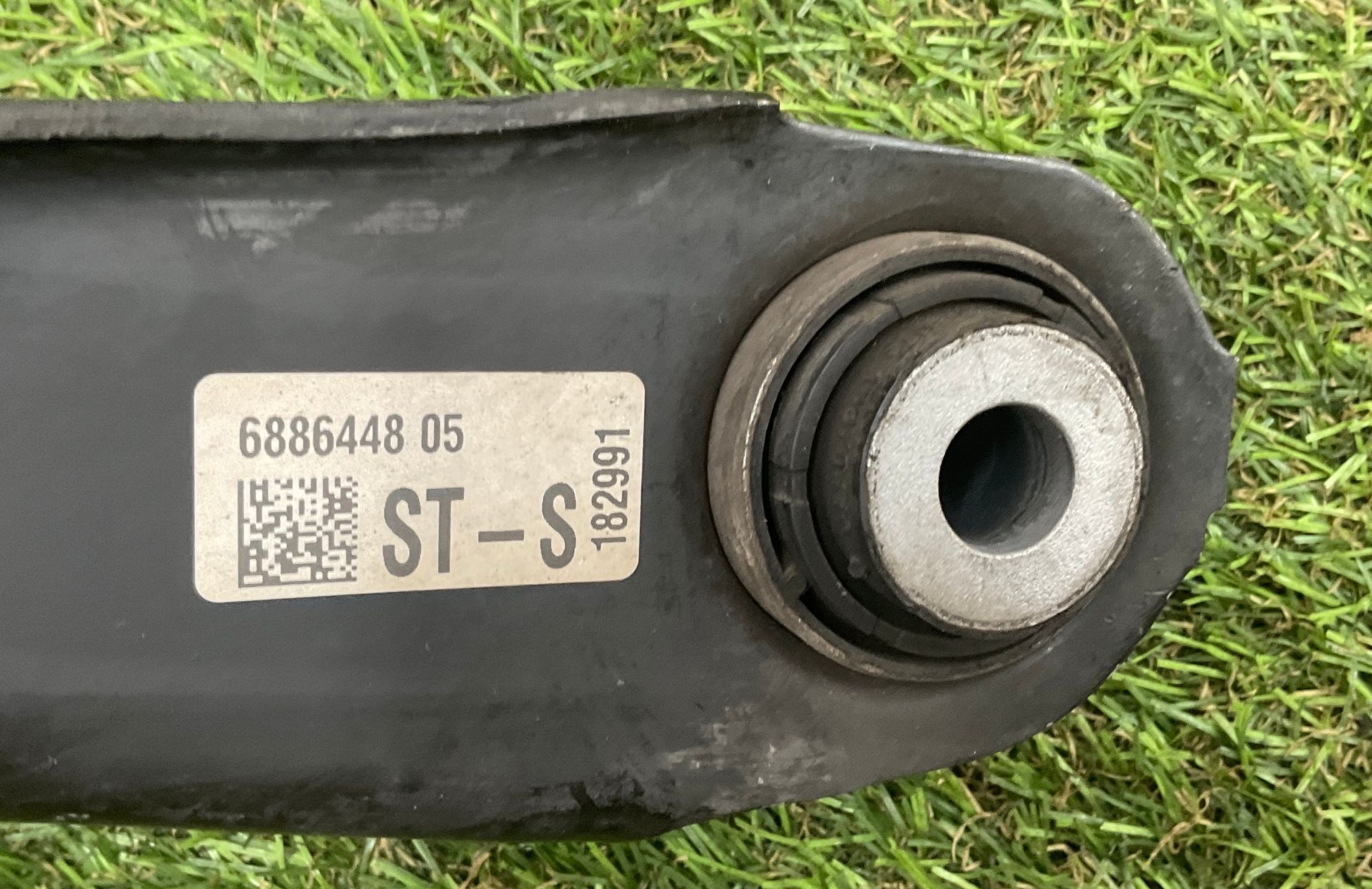 https://ycs.partsauto.market/partsauto-images/thmbs/userImages/h353NjtZg3VDP19b5HMt7LlpbQ93/part/bb01dc02-a995-4297-9da4-c688582f26bb_1749801318627.jpg