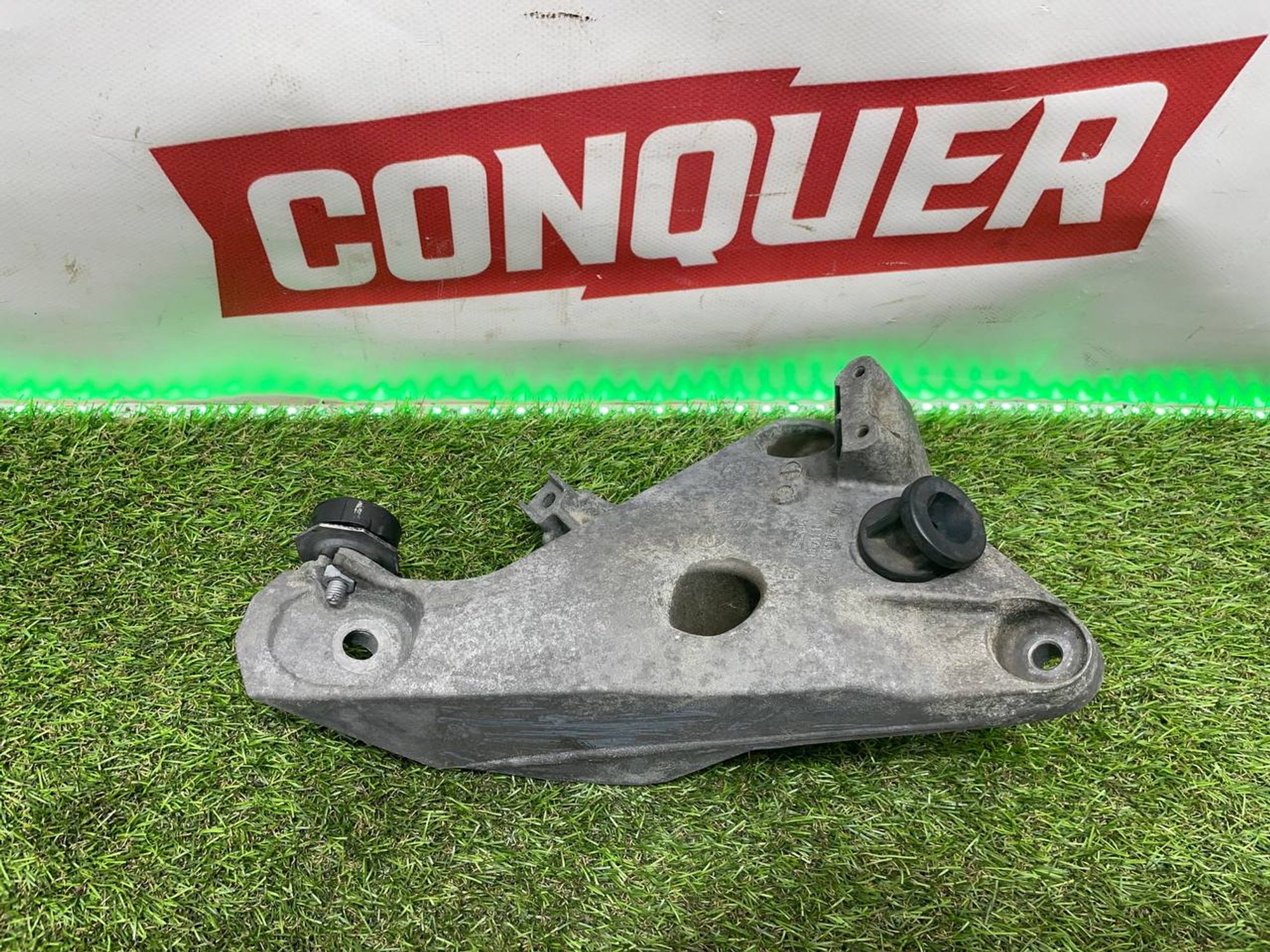 https://ycs.partsauto.market/partsauto-images/thmbs/userImages/h353NjtZg3VDP19b5HMt7LlpbQ93/part/bb467ab9-0072-44da-93eb-9d4df5e99963_1712842738364.jpg