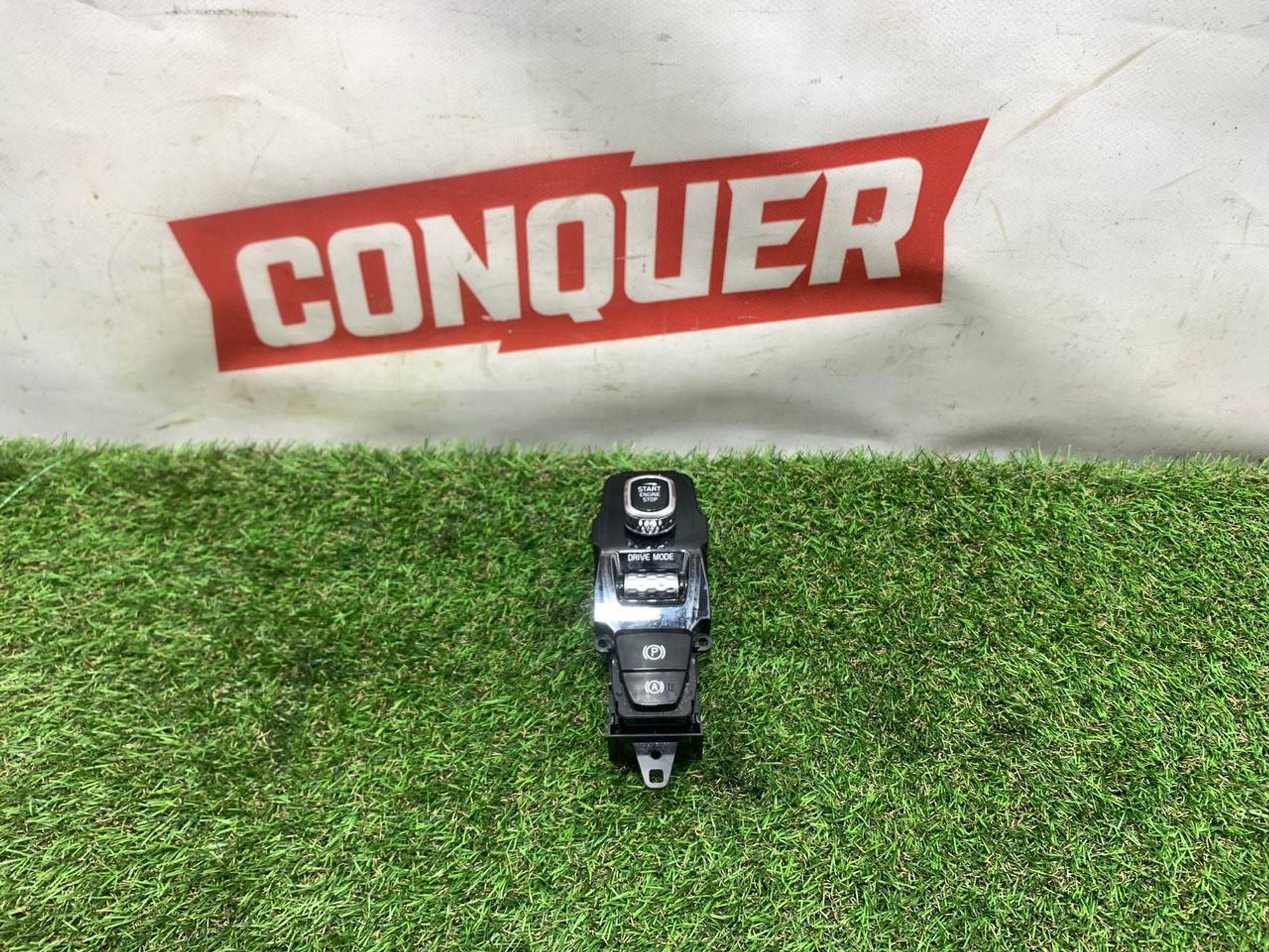 https://ycs.partsauto.market/partsauto-images/thmbs/userImages/h353NjtZg3VDP19b5HMt7LlpbQ93/part/bb4c26df-da45-4126-b156-b4880a655c17_1717080631059.jpg