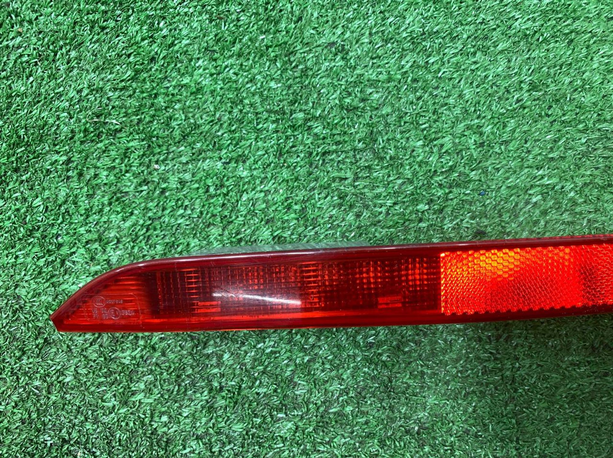 https://ycs.partsauto.market/partsauto-images/thmbs/userImages/h353NjtZg3VDP19b5HMt7LlpbQ93/part/bbba12d9-fa9d-4a9e-a637-6a846b515c23_1727190178881.jpg