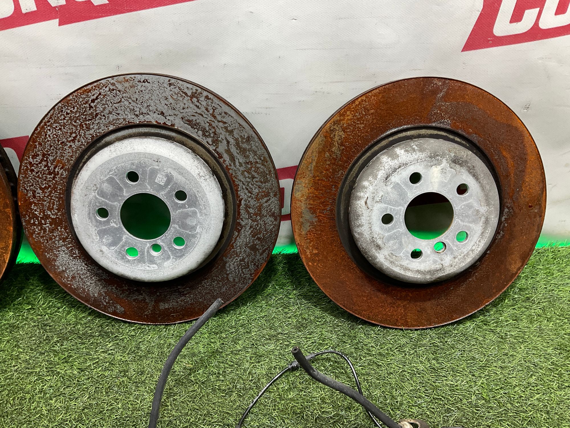 https://ycs.partsauto.market/partsauto-images/thmbs/userImages/h353NjtZg3VDP19b5HMt7LlpbQ93/part/bc1dca62-3b56-4ca7-9ee8-fb86f68881ee_1743161681425.jpg