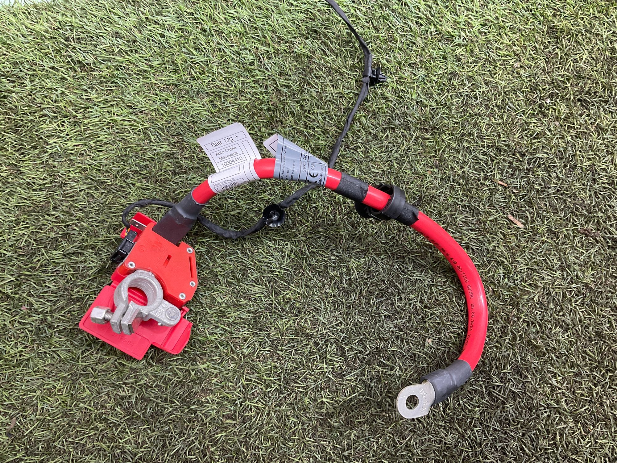 Плюсовой провод АКБ BMW M3, G81 2023, 14000 рублей, Москва