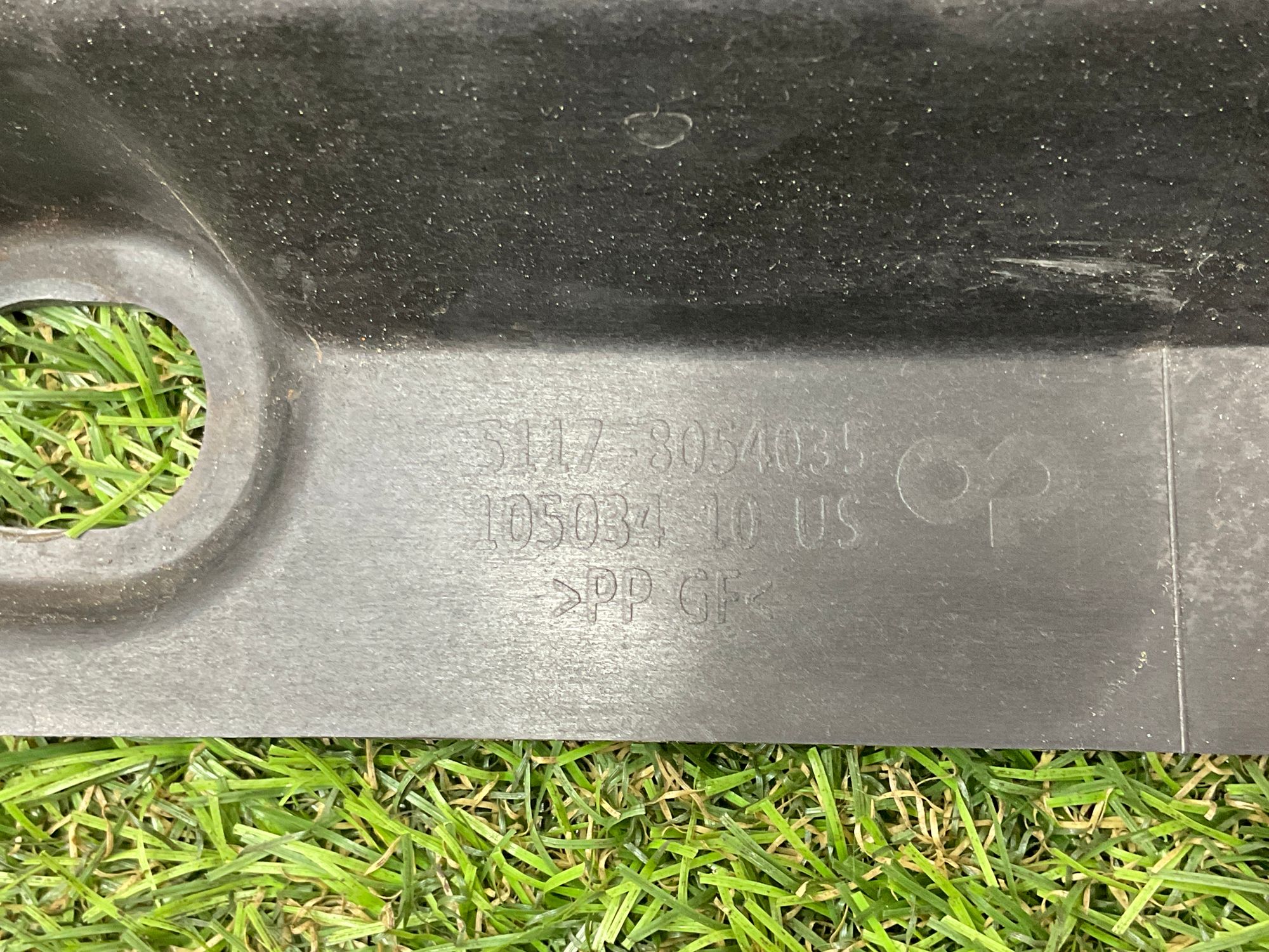 https://ycs.partsauto.market/partsauto-images/thmbs/userImages/h353NjtZg3VDP19b5HMt7LlpbQ93/part/bd869937-d850-4529-a388-0ec2a69b1518_1748247804108.jpg