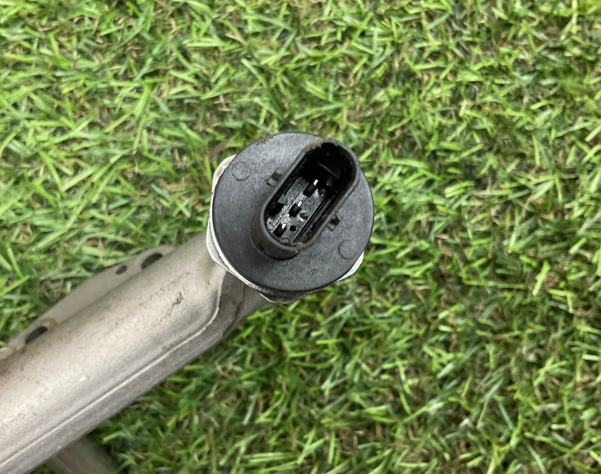 Топливная рампа BMW 5 серия, G30/G31 B48, 3000 рублей, Москва