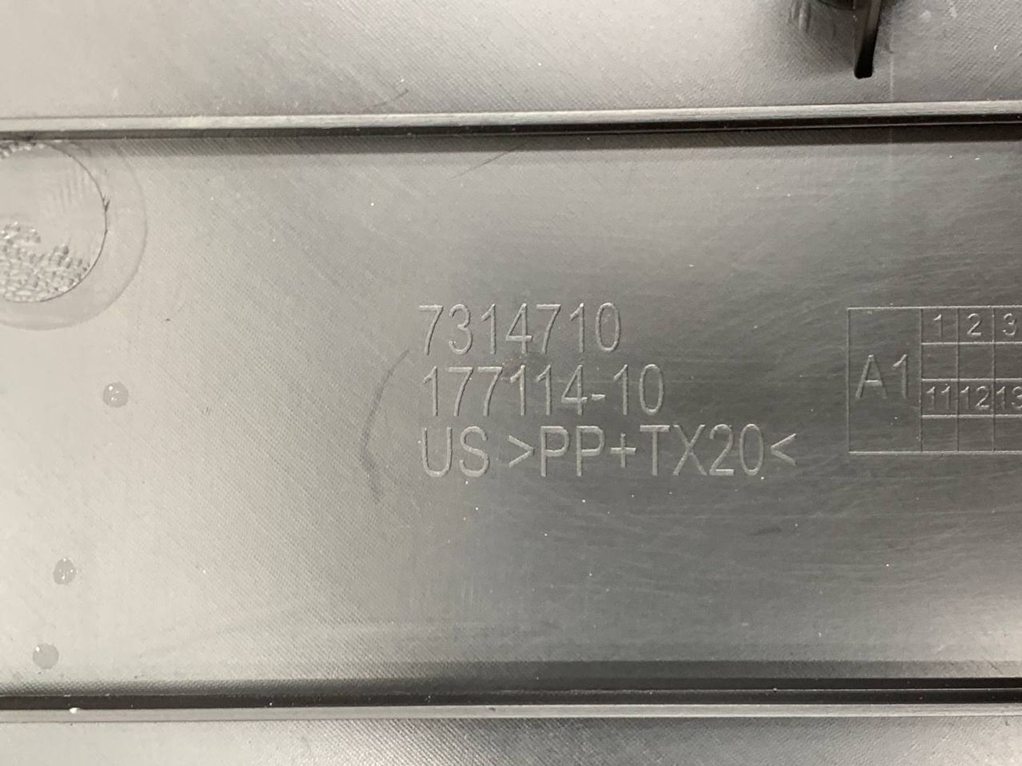 https://ycs.partsauto.market/partsauto-images/thmbs/userImages/h353NjtZg3VDP19b5HMt7LlpbQ93/part/be85b02b-1f65-42b3-9b28-4667d4cce838_1727268356056.jpg