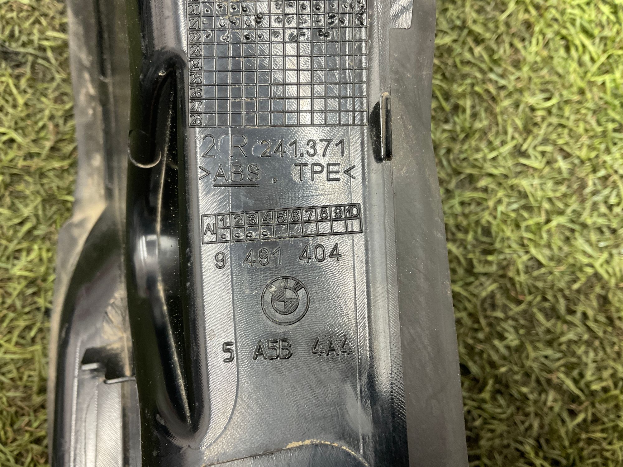 Вставка между фонарей правая BMW X5, G05, 2000 рублей, Москва