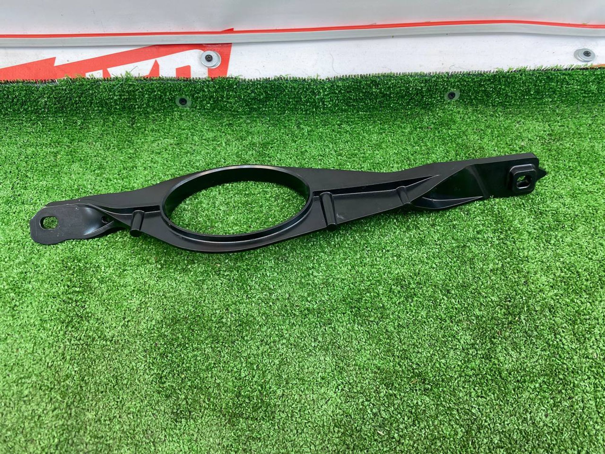 https://ycs.partsauto.market/partsauto-images/thmbs/userImages/h353NjtZg3VDP19b5HMt7LlpbQ93/part/bfd16be3-8d70-460f-bd62-8d693d90aaef_1747988500653.jpg