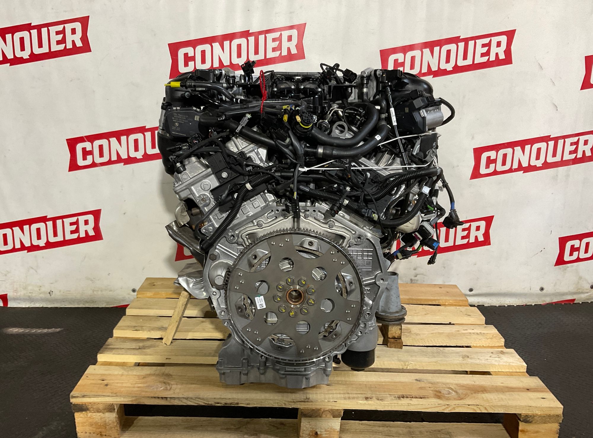 Двигатель N74B68A Rolls-Royce Cullinan Ghost Phantom Новый оригинал, 3000000 рублей, Москва