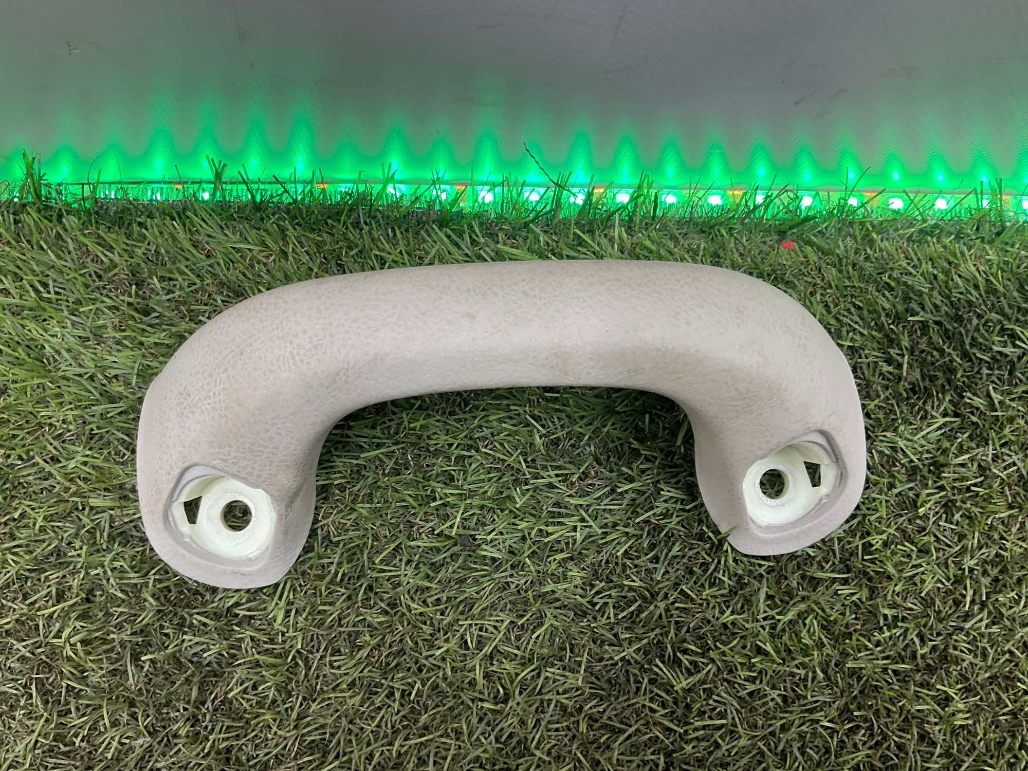 Поручень салона передний Toyota Land Cruiser 200 рестайлинг 2 (2015—2023) 2017, 1000 рублей, Москва