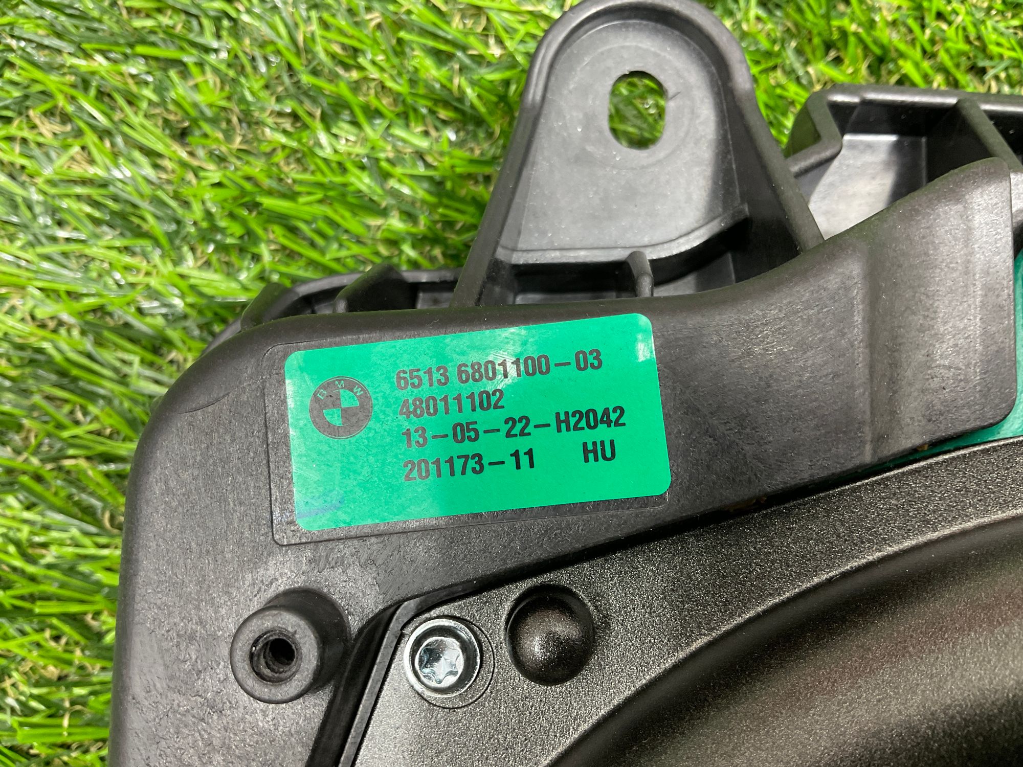 https://ycs.partsauto.market/partsauto-images/thmbs/userImages/h353NjtZg3VDP19b5HMt7LlpbQ93/part/c059b2cb-6766-42b3-a732-e04bdd17efb3_1780318274292.jpg