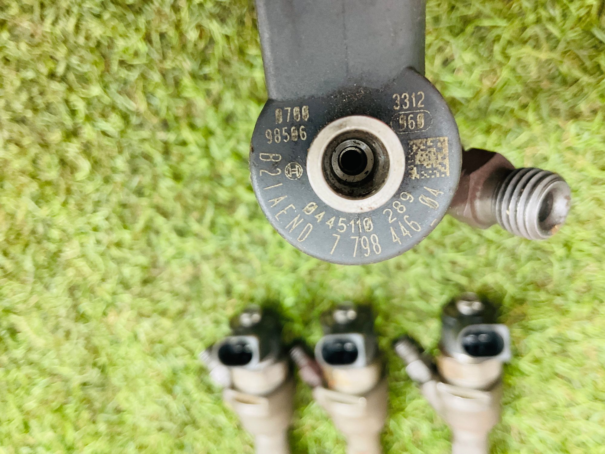 https://ycs.partsauto.market/partsauto-images/thmbs/userImages/h353NjtZg3VDP19b5HMt7LlpbQ93/part/c08e1efb-a4e3-4cc5-befa-c2a472bae208_1779436600618.jpg