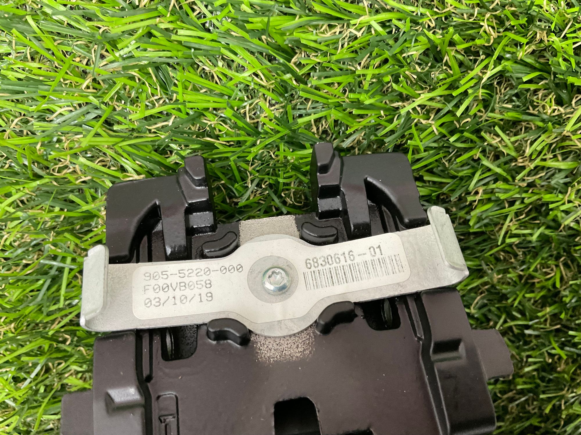 https://ycs.partsauto.market/partsauto-images/thmbs/userImages/h353NjtZg3VDP19b5HMt7LlpbQ93/part/c0d74f8f-7dd4-4847-986d-f9d115259dfc_1781522621068.jpg