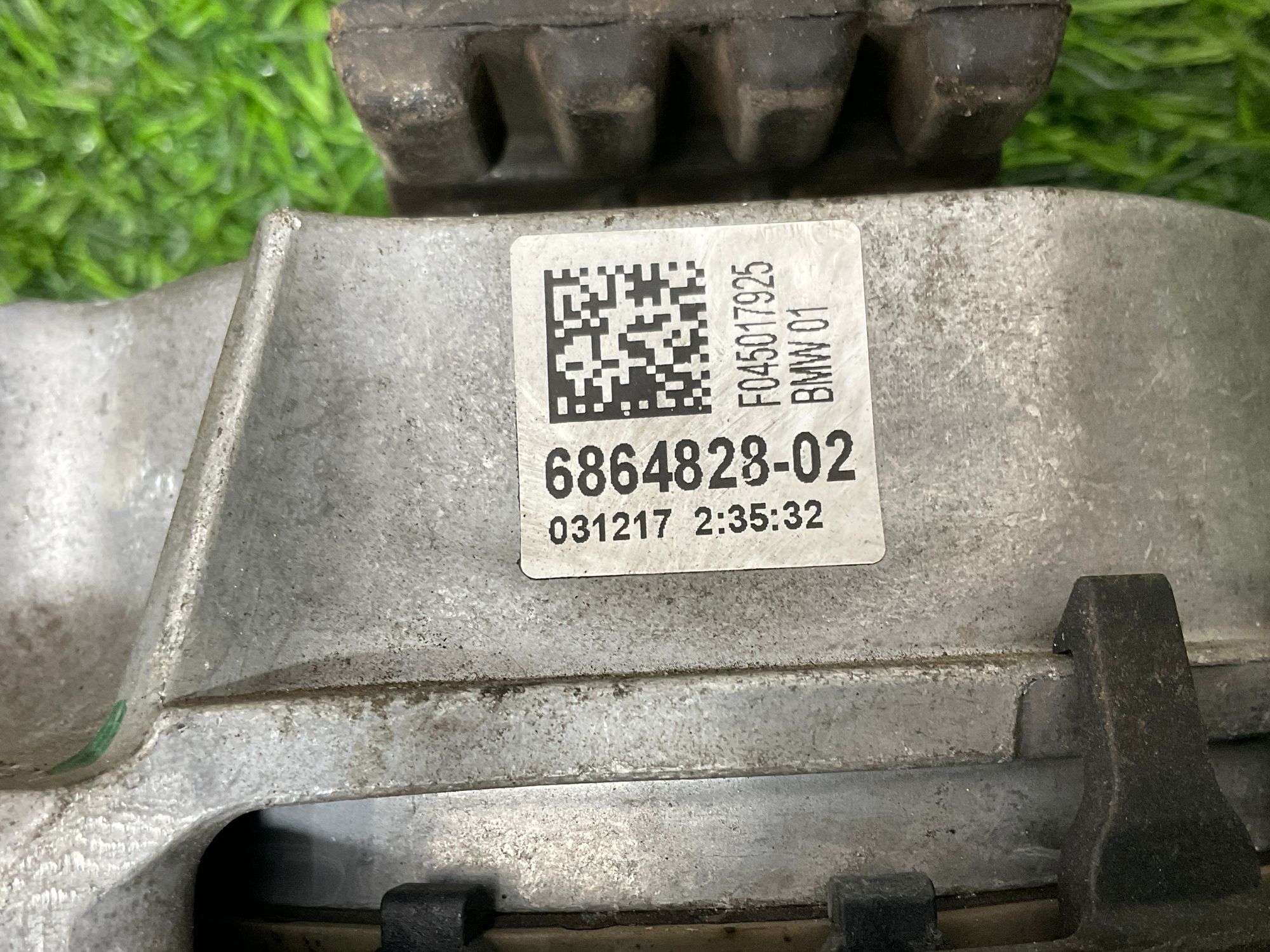 https://ycs.partsauto.market/partsauto-images/thmbs/userImages/h353NjtZg3VDP19b5HMt7LlpbQ93/part/c0f2d41e-7988-42df-970b-fdedc0bce3ec_1733845309307.jpg
