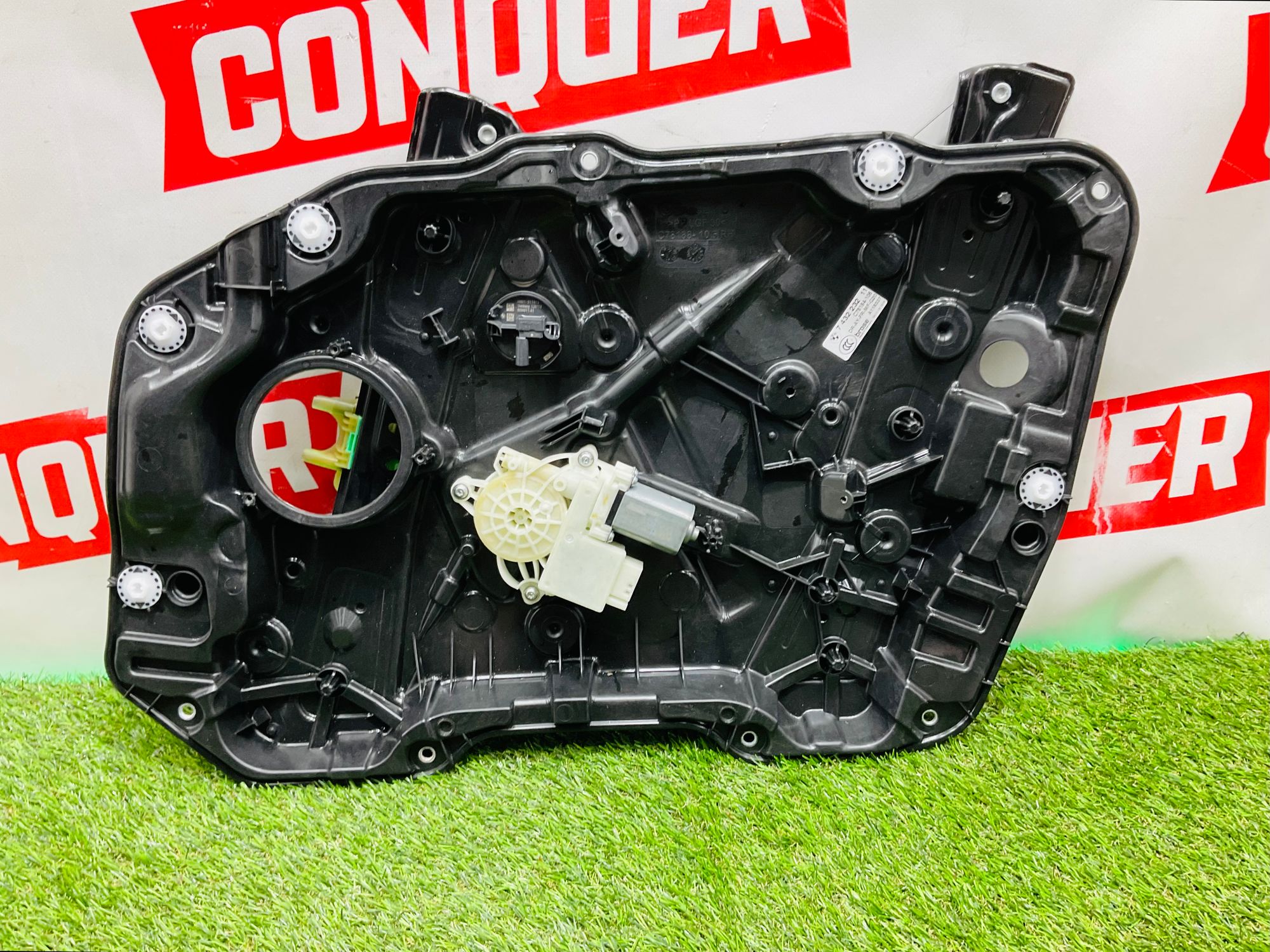 https://ycs.partsauto.market/partsauto-images/thmbs/userImages/h353NjtZg3VDP19b5HMt7LlpbQ93/part/c1bc0d0e-3833-4b3b-89b8-7710d45a0ba8_1781342675061.jpg