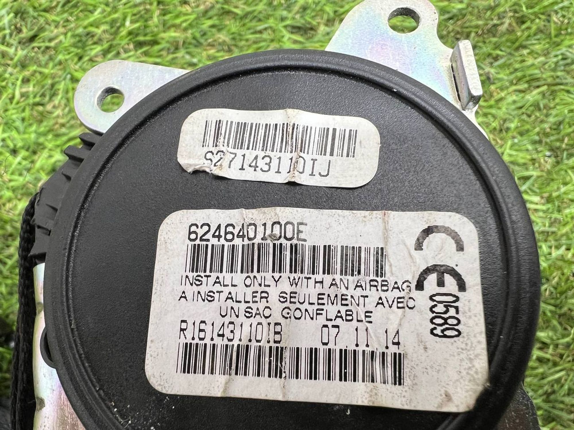 https://ycs.partsauto.market/partsauto-images/thmbs/userImages/h353NjtZg3VDP19b5HMt7LlpbQ93/part/c286c70f-204c-4a5b-a9c4-34f4fa3d19b8_1711711523824.jpg