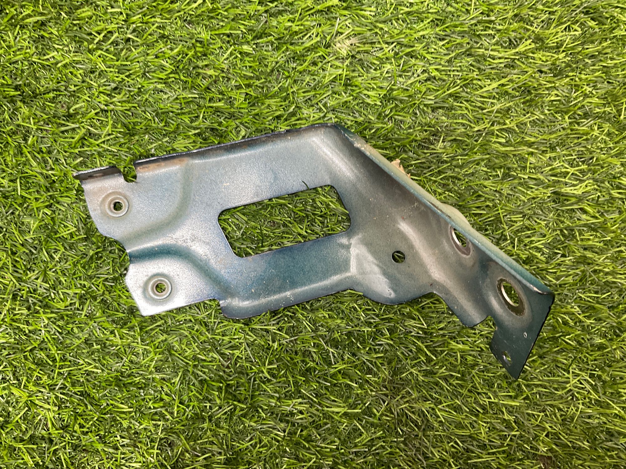 https://ycs.partsauto.market/partsauto-images/thmbs/userImages/h353NjtZg3VDP19b5HMt7LlpbQ93/part/c2fdfa29-9713-4a6a-ab9d-d6beb17518ea_1735049033613.jpg