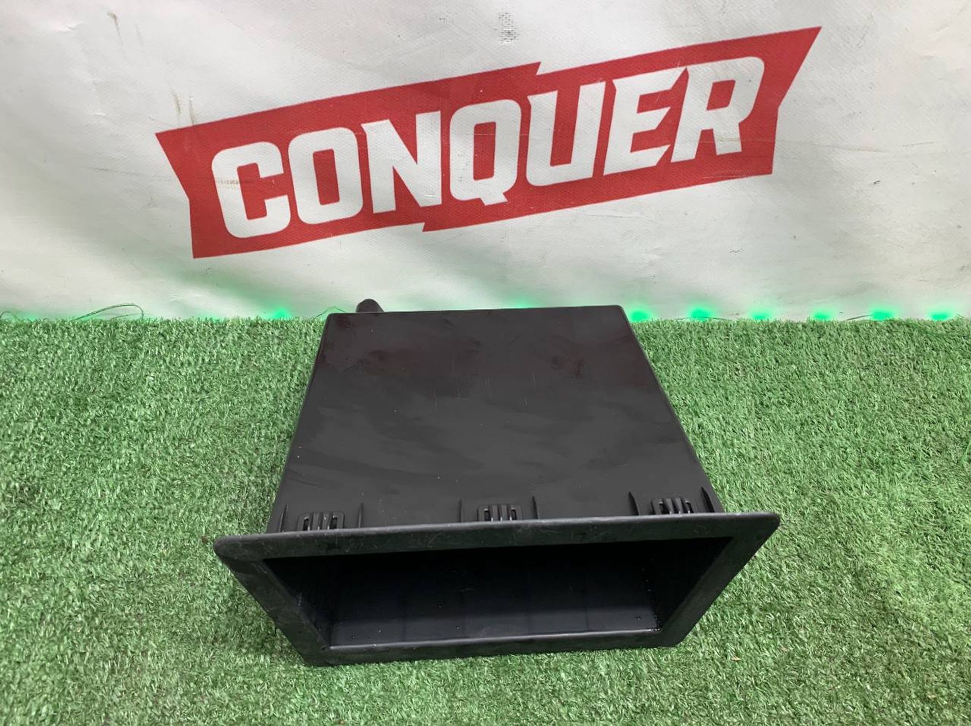 https://ycs.partsauto.market/partsauto-images/thmbs/userImages/h353NjtZg3VDP19b5HMt7LlpbQ93/part/c312cac9-16b2-4329-bae8-6b2e4083968e_1731684399322.jpg